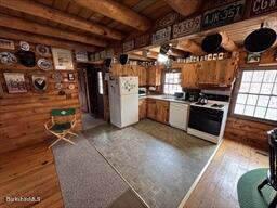 116 Skyline Trail Trail, Middlefield, Massachusetts image 4