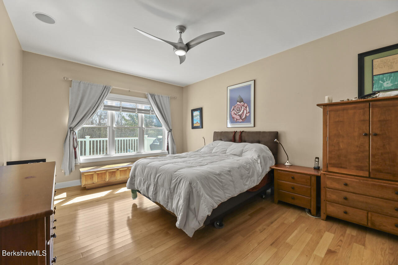 140 Pine Cone Ln, Hinsdale, Massachusetts image 12