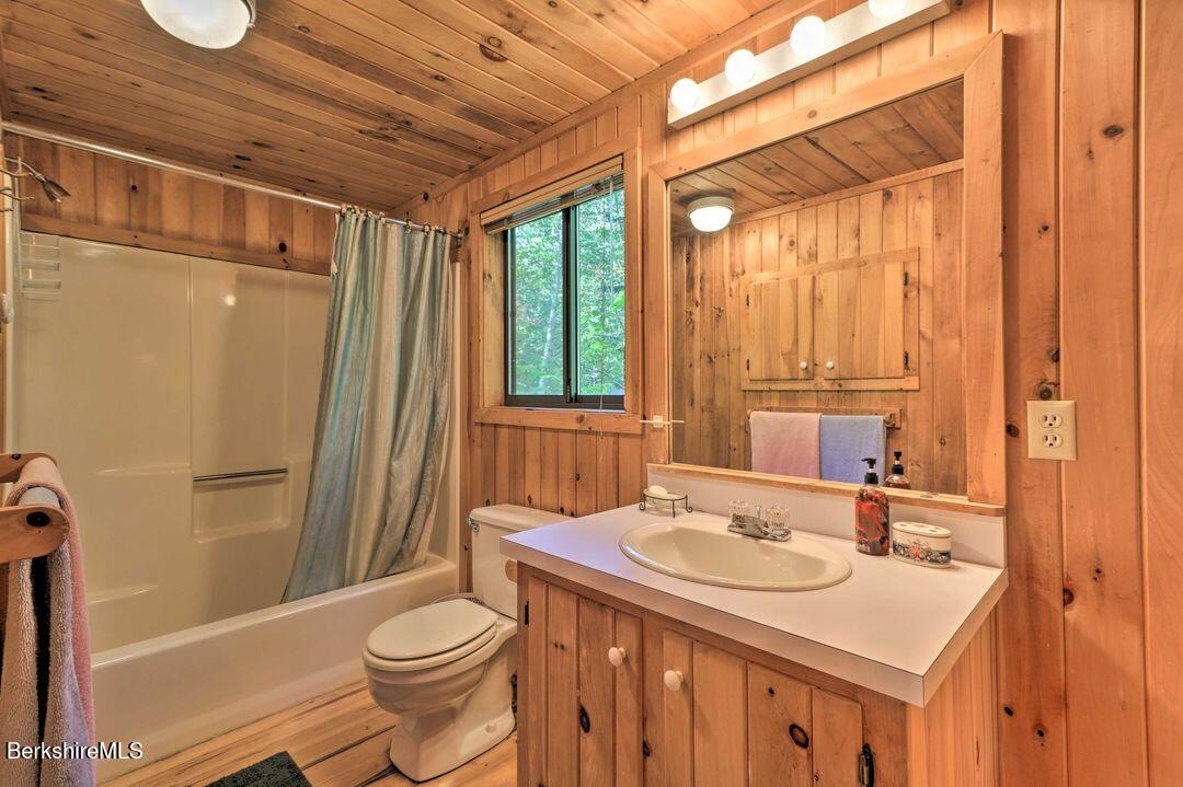 125 Town Hill Rd, Sandisfield, Massachusetts image 14