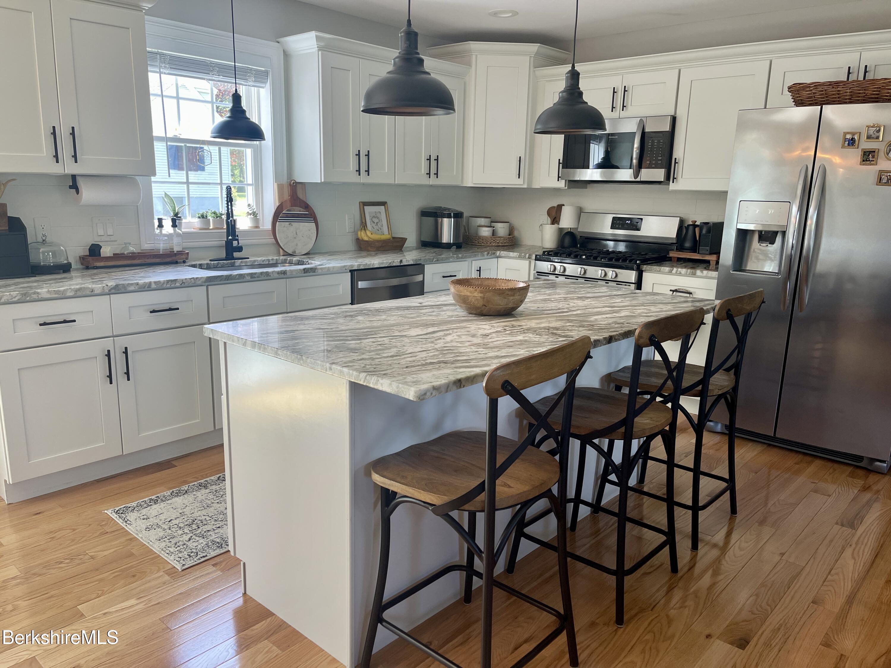 440 E Housatonic St, Dalton, Massachusetts image 11