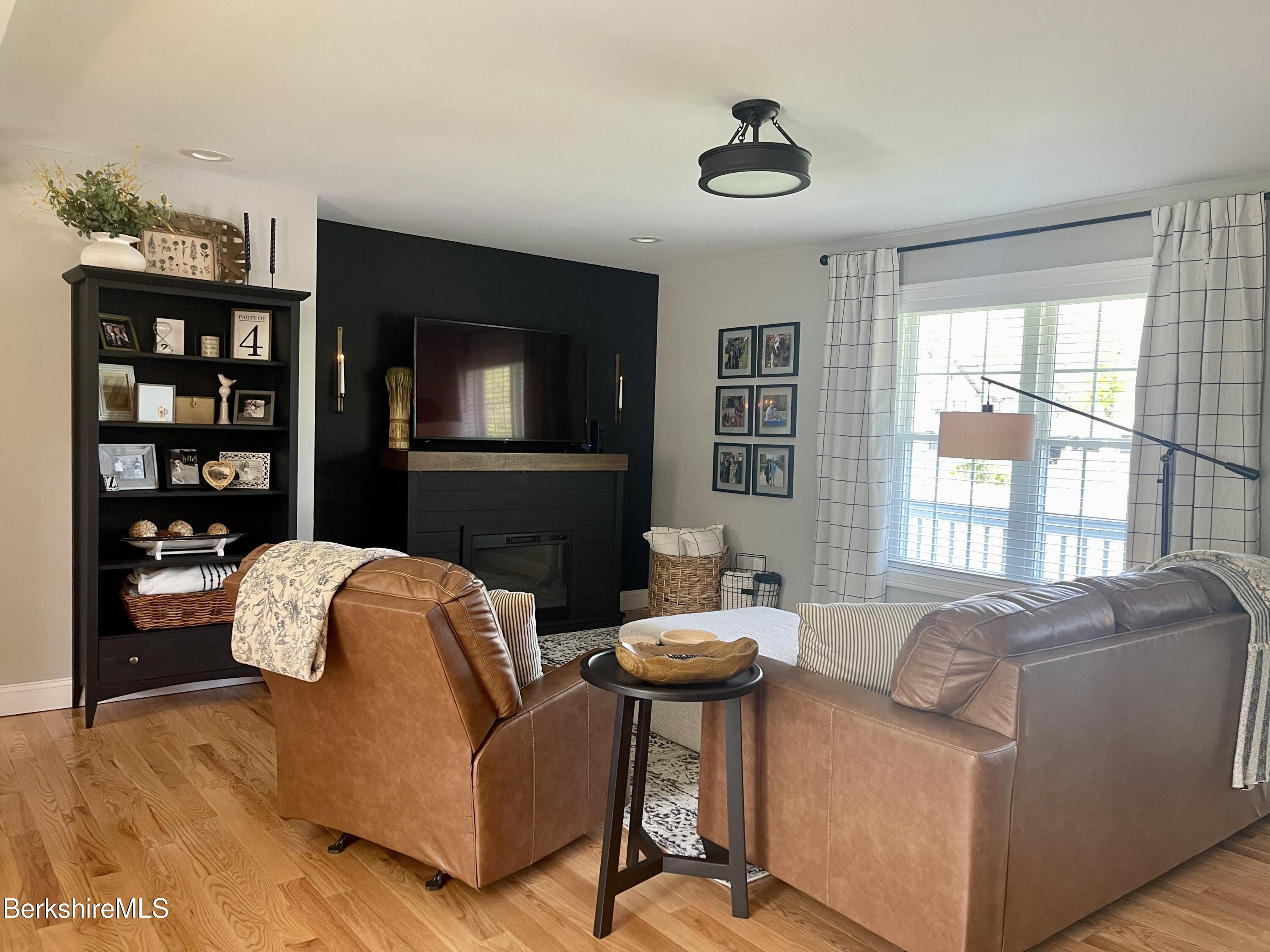 440 E Housatonic St, Dalton, Massachusetts image 3
