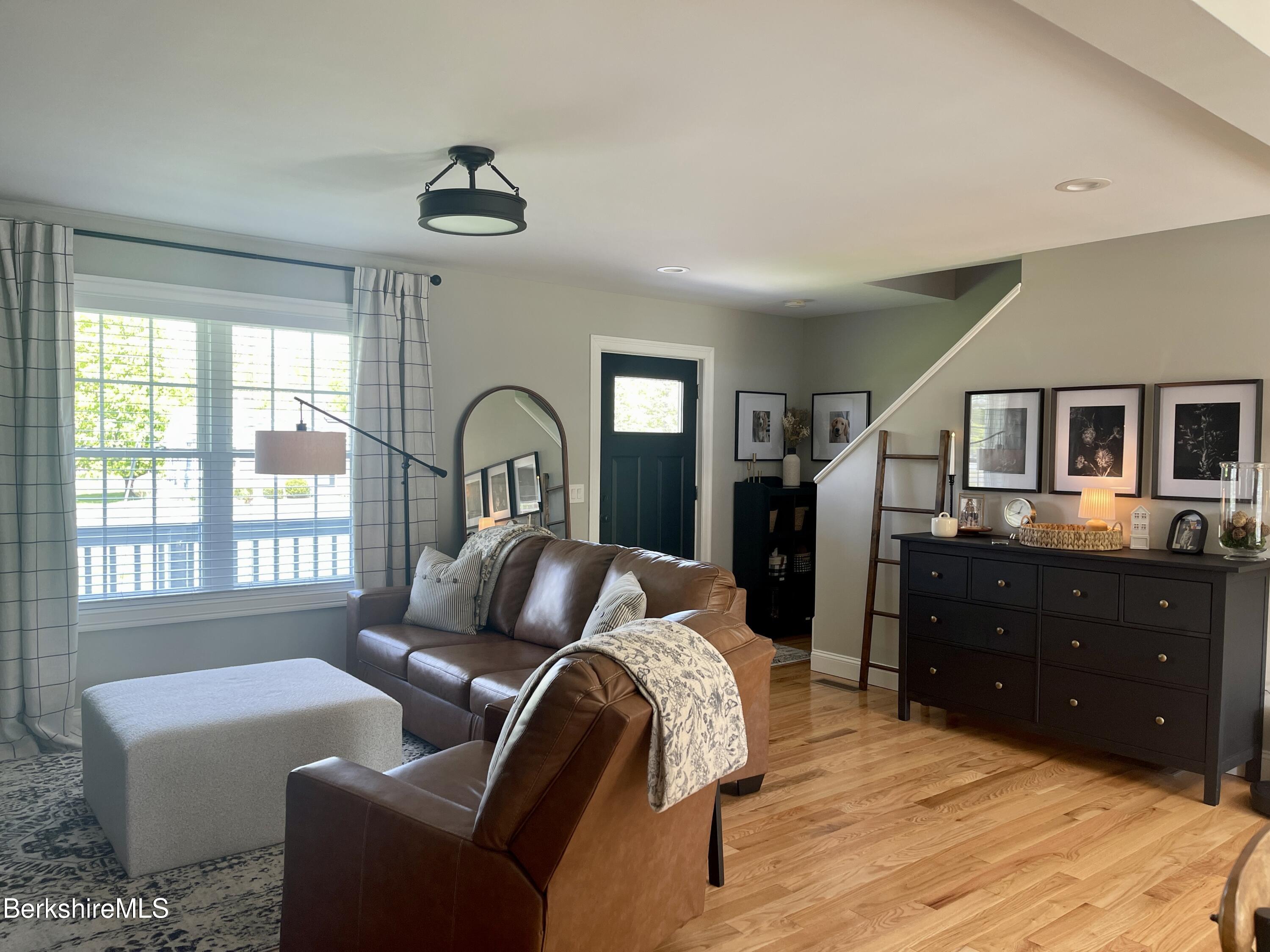 440 E Housatonic St, Dalton, Massachusetts image 4