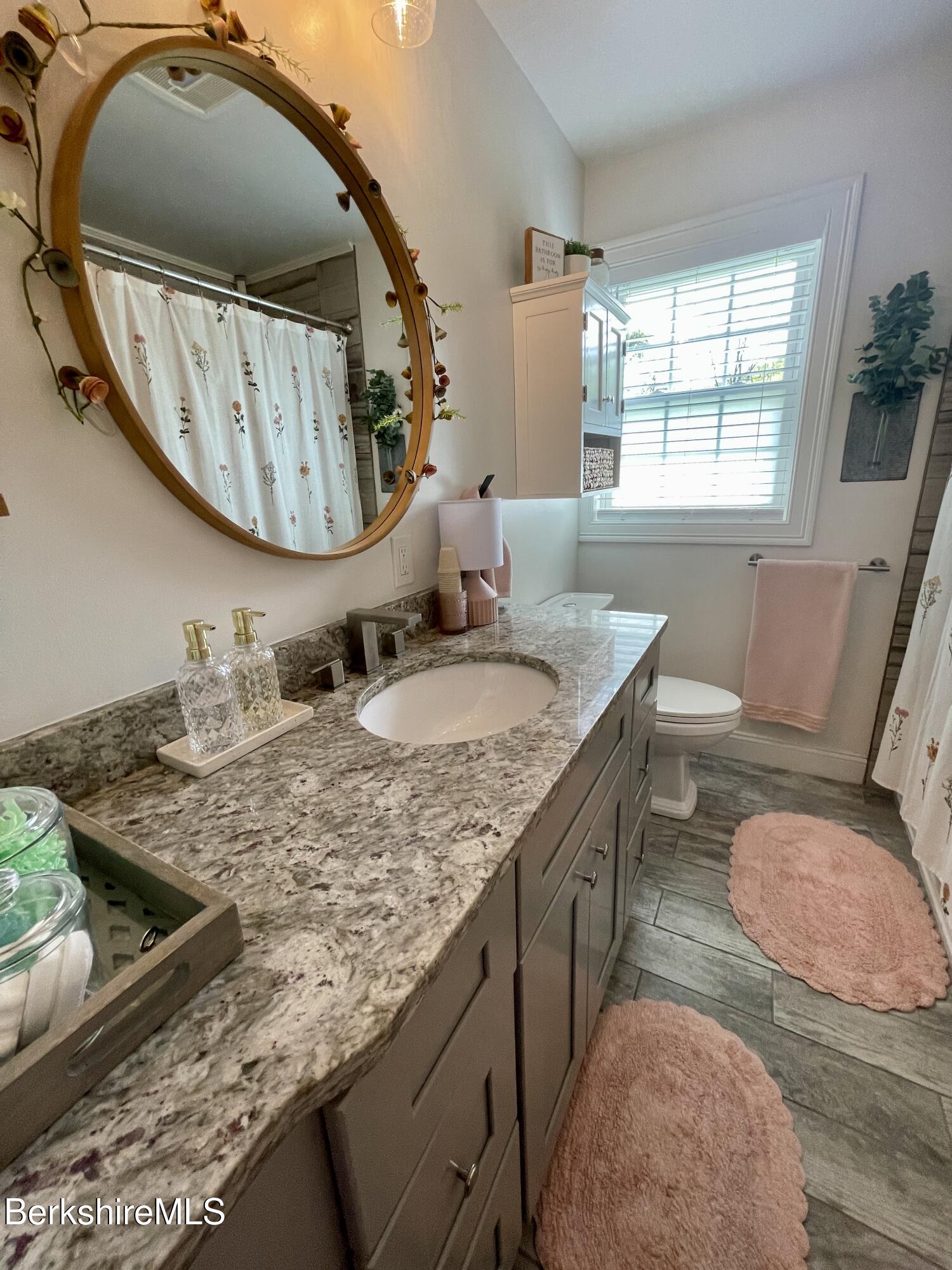 440 E Housatonic St, Dalton, Massachusetts image 35