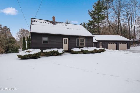 Homes For Sale - 11 Opeechee St<br/> Lanesborough, MA 01237