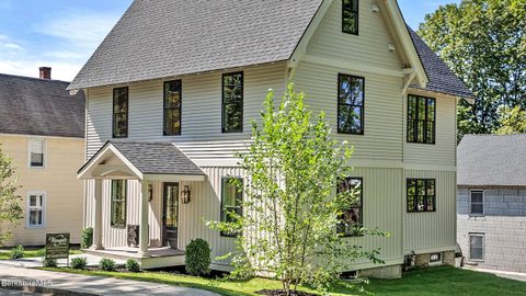 Homes For Sale - 228 East St<br/> Great Barrington, MA 01230