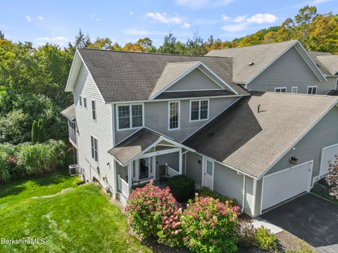 Condo For Sale - 138 Alpine Trail<br/> Pittsfield Twp, MA 01201