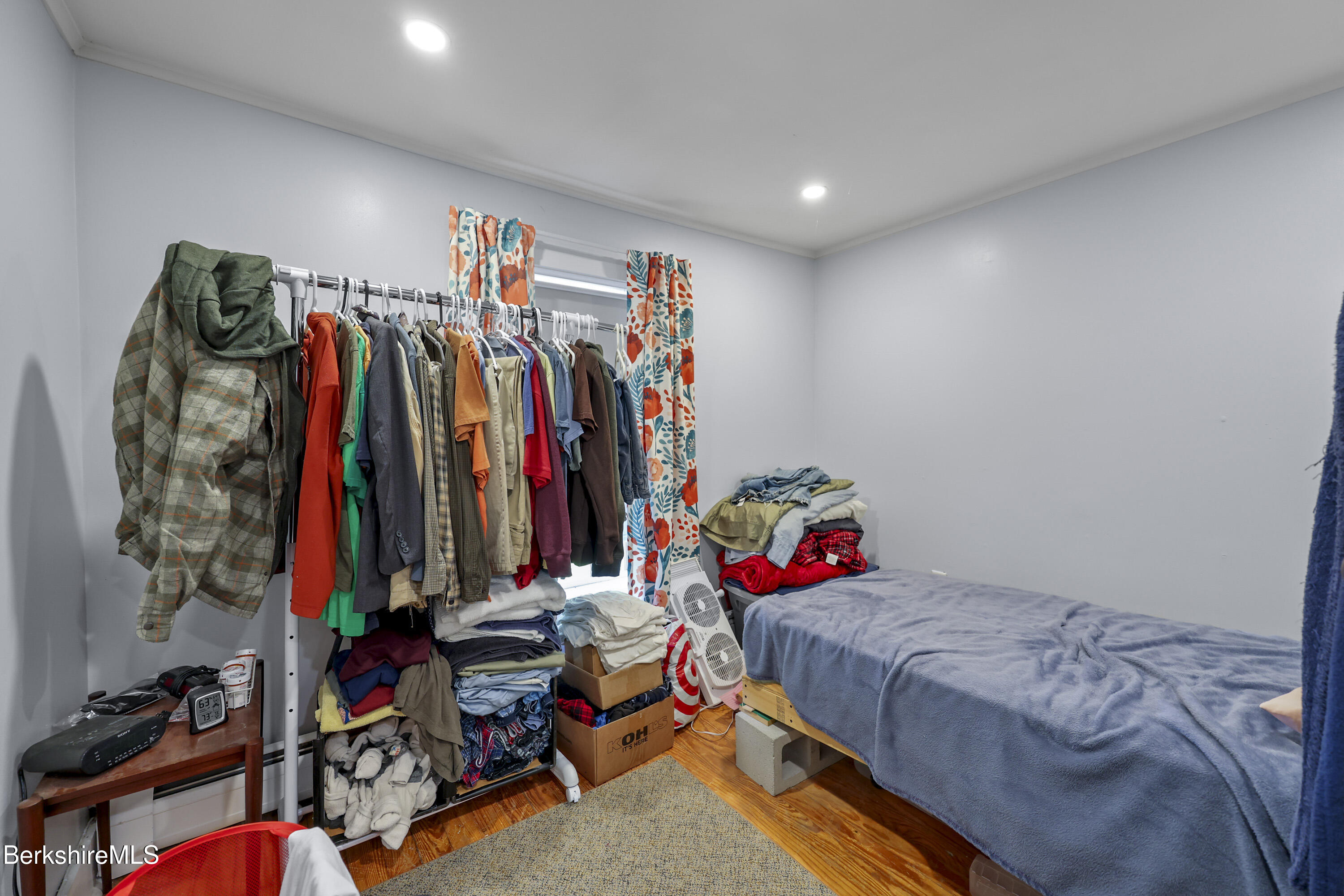 Great Barrington, Massachusetts 01230, United States, 8 Bedrooms Bedrooms, ,4 BathroomsBathrooms,Residential,Active,140087