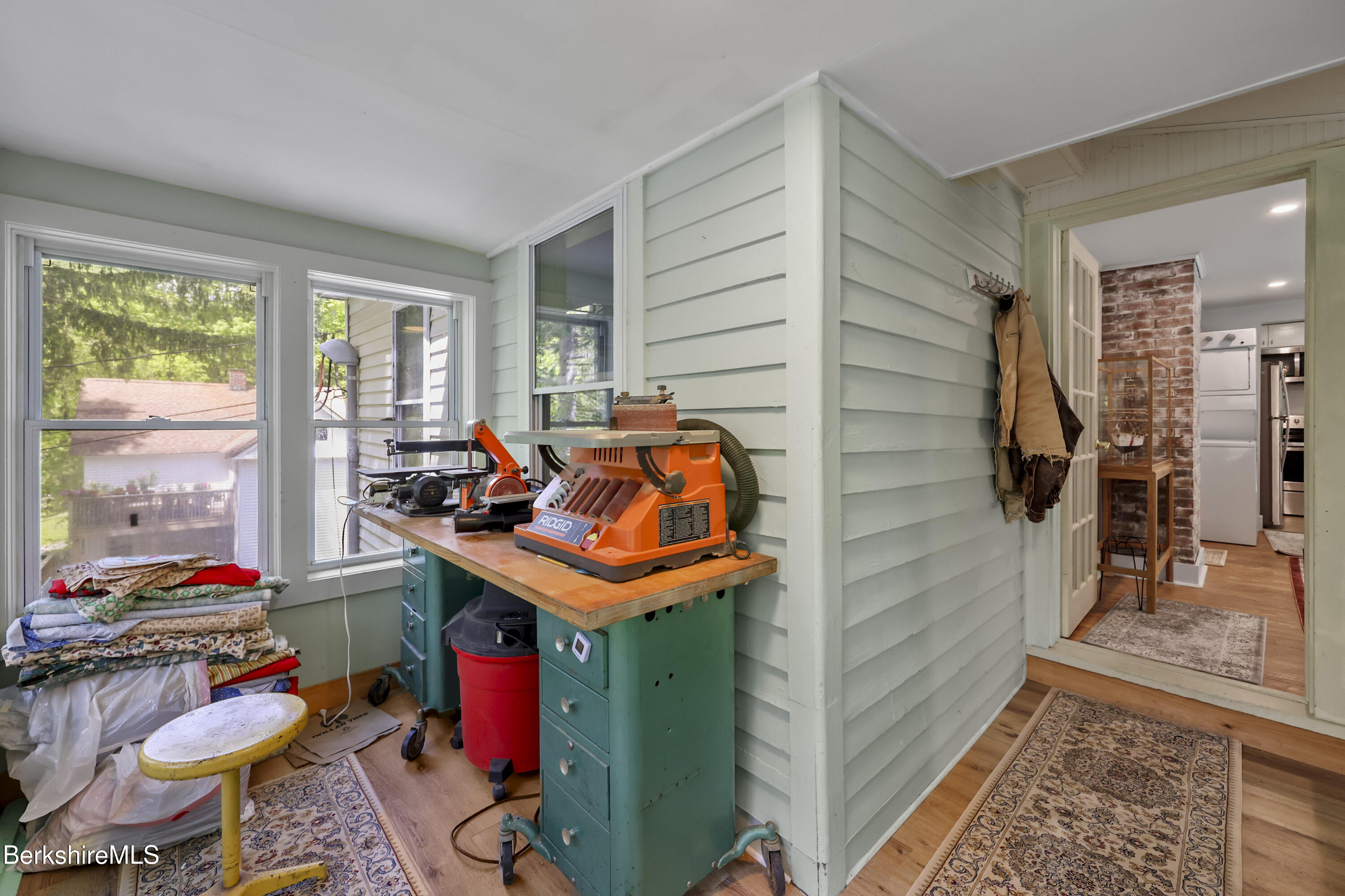 Great Barrington, Massachusetts 01230, United States, 8 Bedrooms Bedrooms, ,4 BathroomsBathrooms,Residential,Active,140087