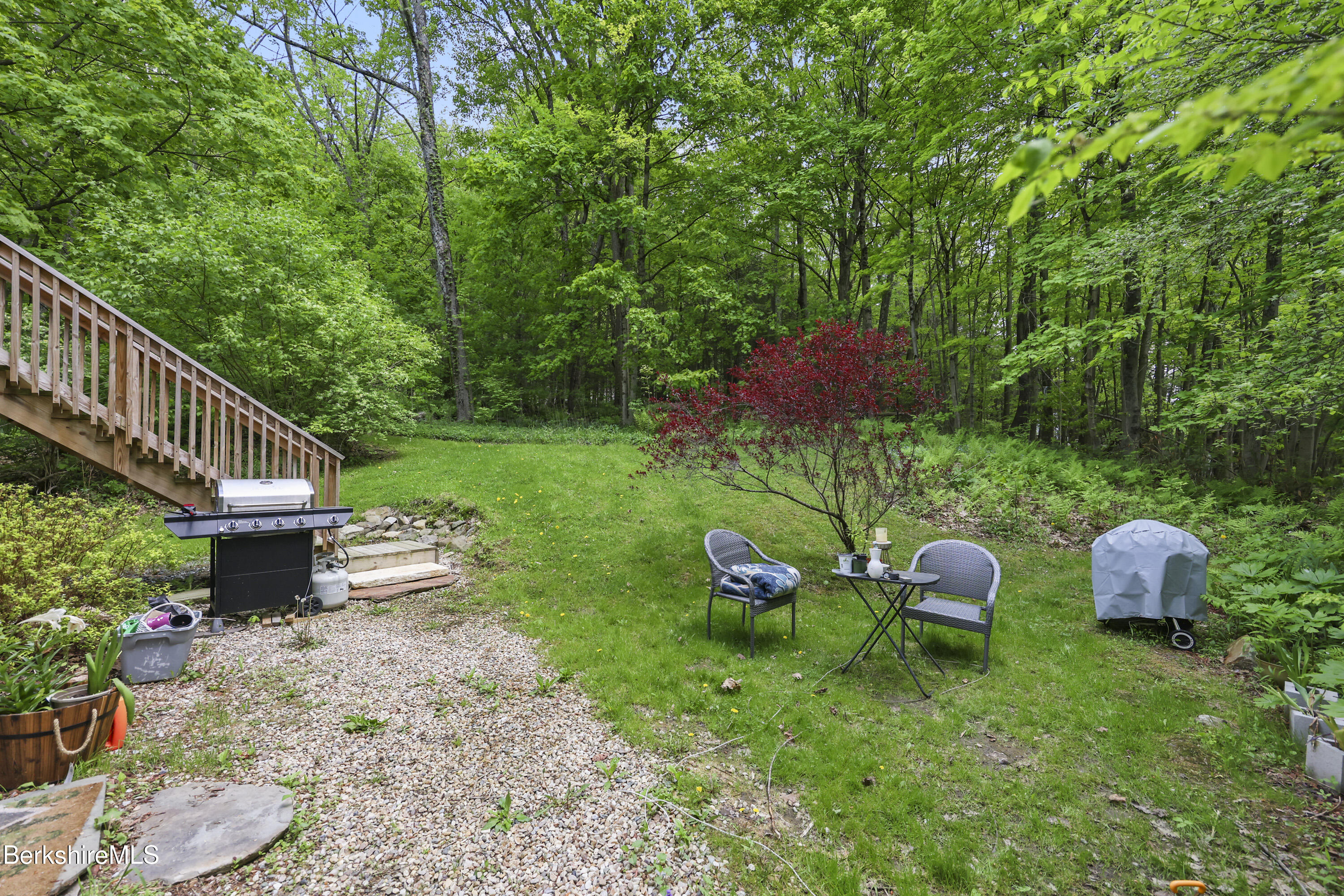 Great Barrington, Massachusetts 01230, United States, 8 Bedrooms Bedrooms, ,4 BathroomsBathrooms,Residential,Active,140087