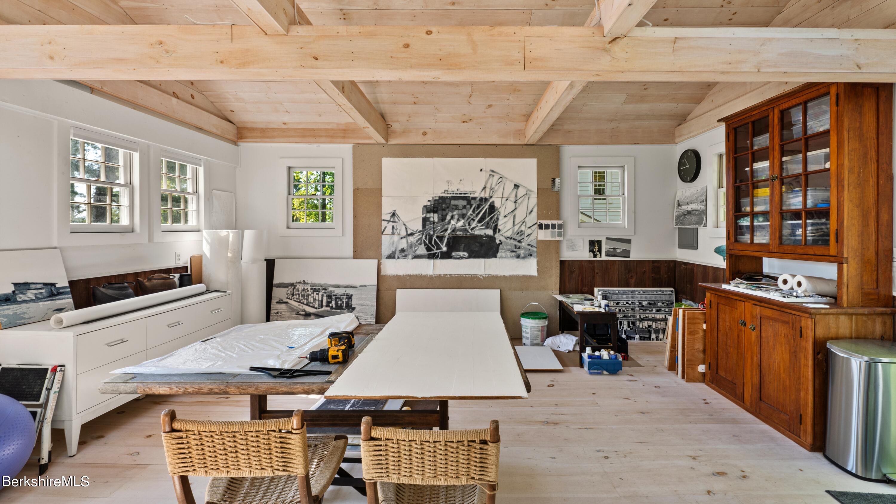 102 Castle Hill Ave, Great Barrington, Massachusetts image 30