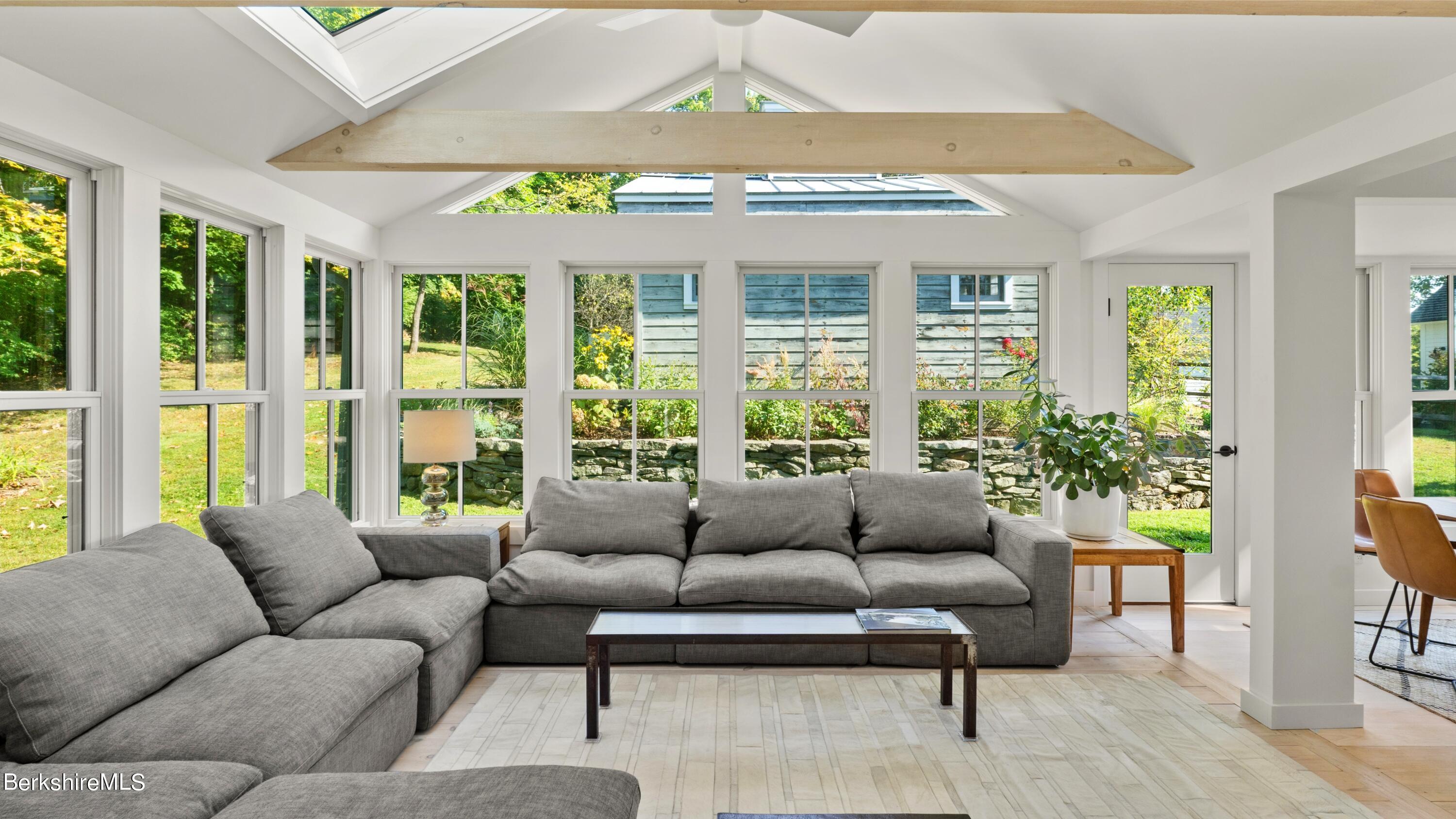 102 Castle Hill Ave, Great Barrington, Massachusetts image 12
