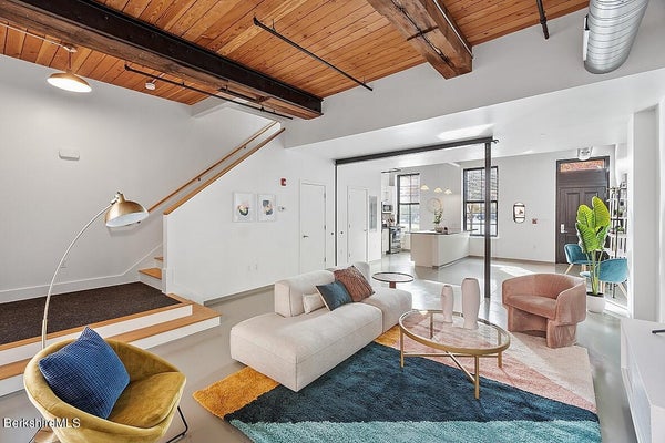 160 WATER ST APT 24, WILLIAMSTOWN, MA 01267 - Image c134145c9ffb70b075d093b377268865/2427456596