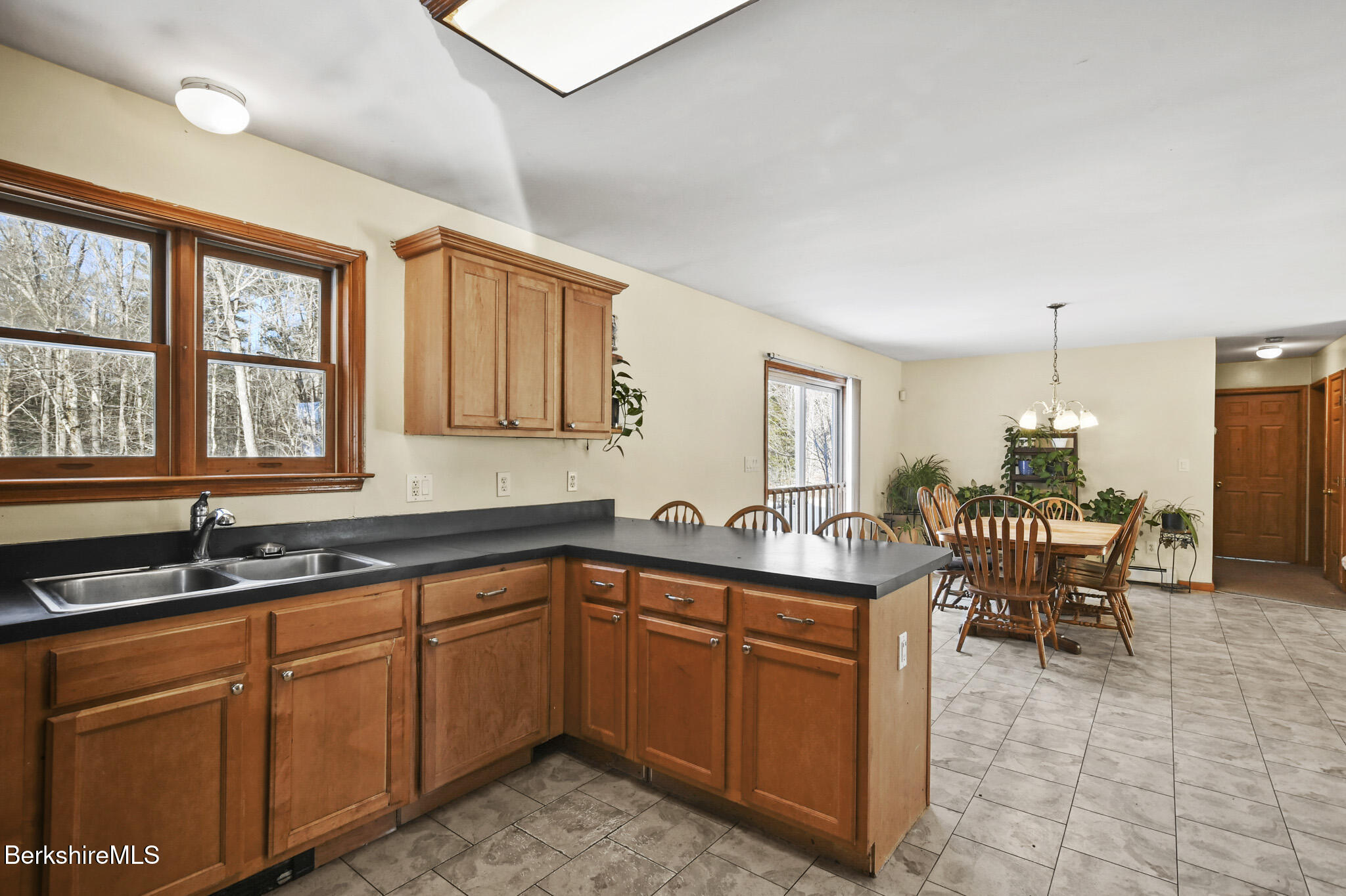 96 New Hartford Rd, Sandisfield, Massachusetts image 6