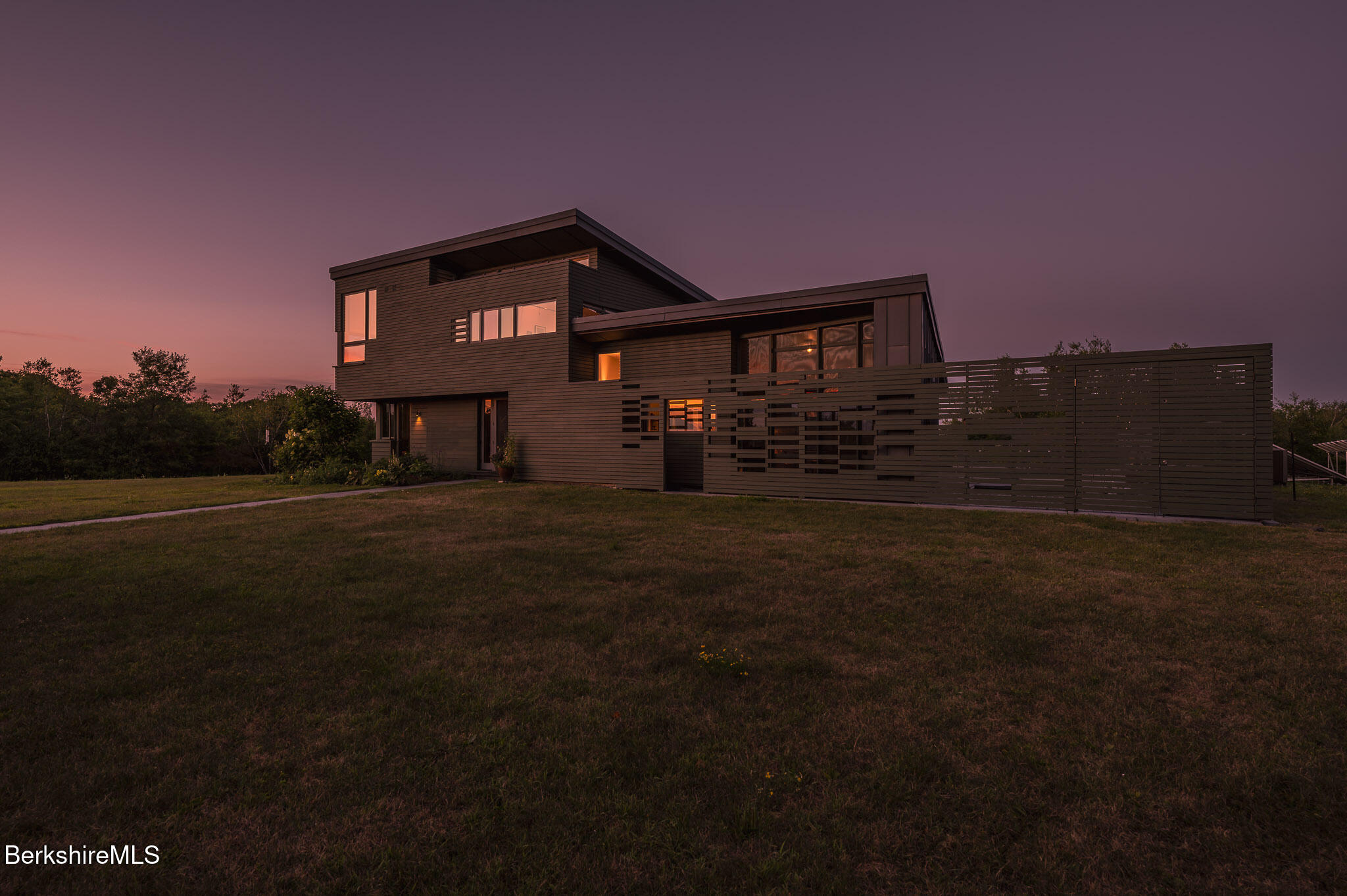 292 White Hill Ln, Hillsdale, New York image 38