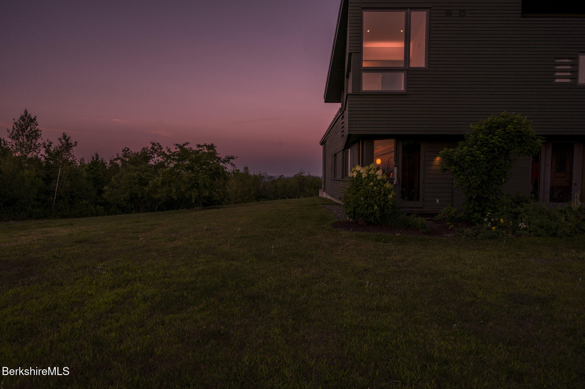 292 White Hill Ln, Hillsdale, New York image 40