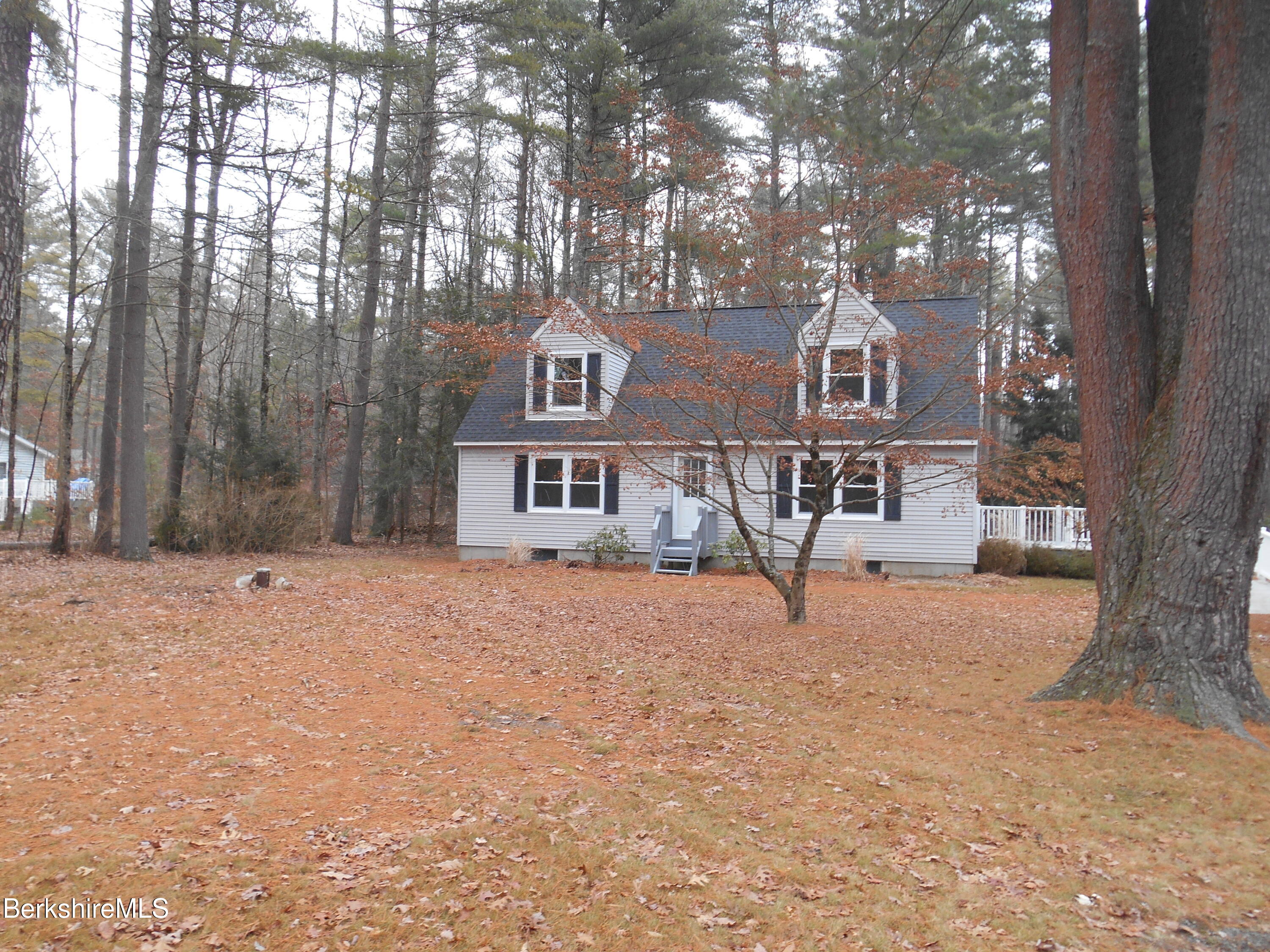 487 Polikoff Rd, Sheffield, Massachusetts image 2