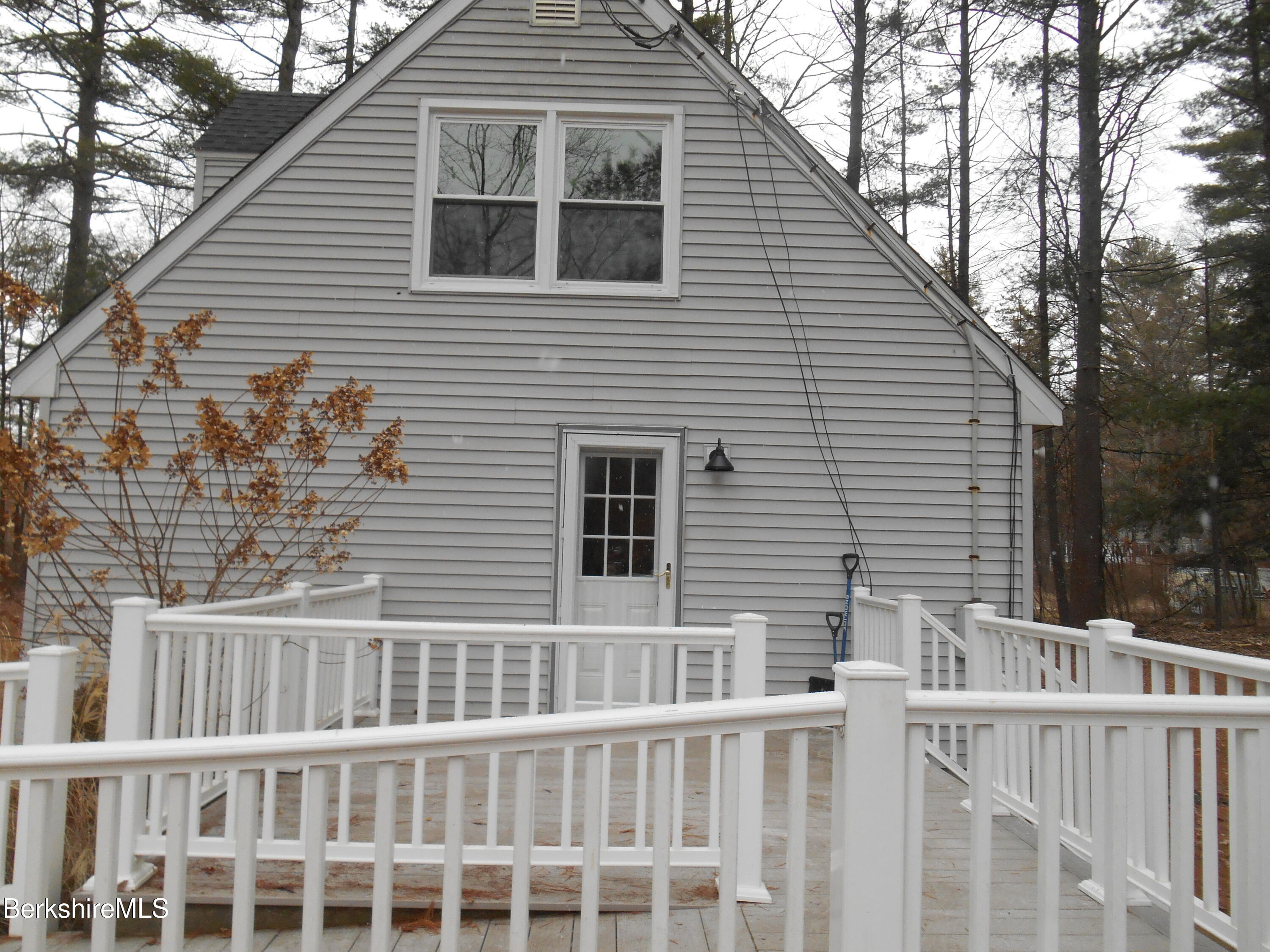 487 Polikoff Rd, Sheffield, Massachusetts image 4