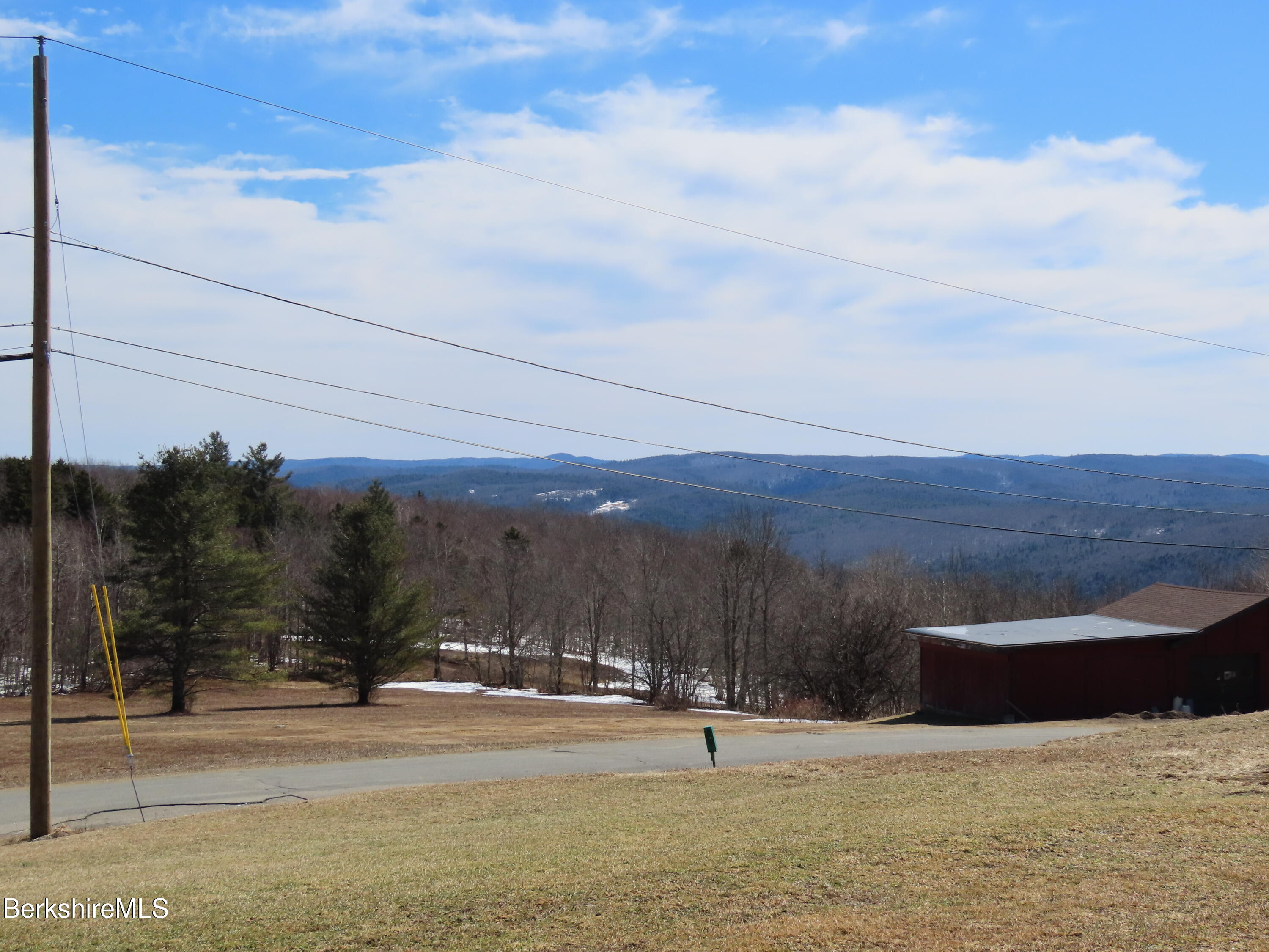 Moores Rd, Florida, Massachusetts image 13
