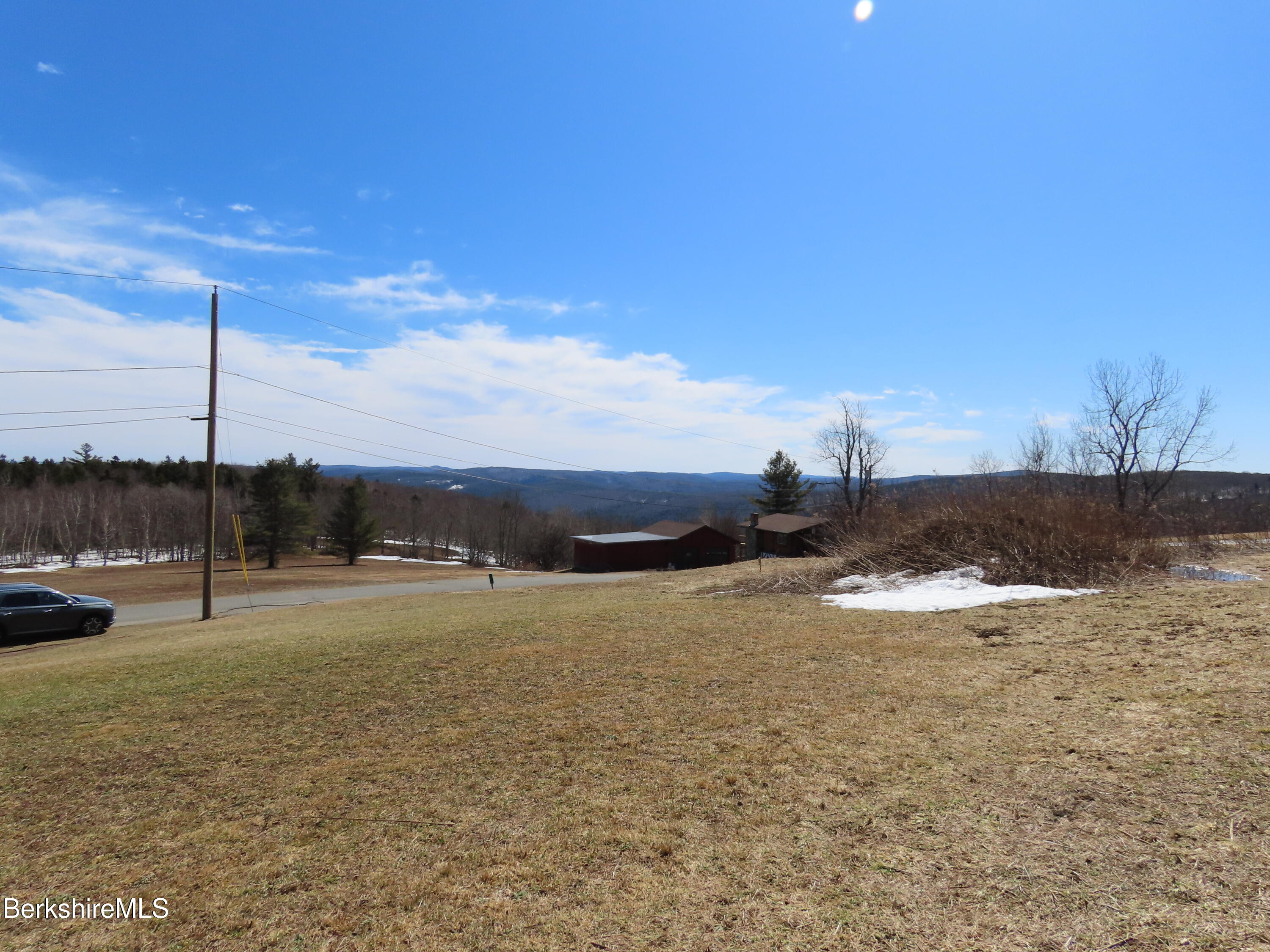 Moores Rd, Florida, Massachusetts image 12