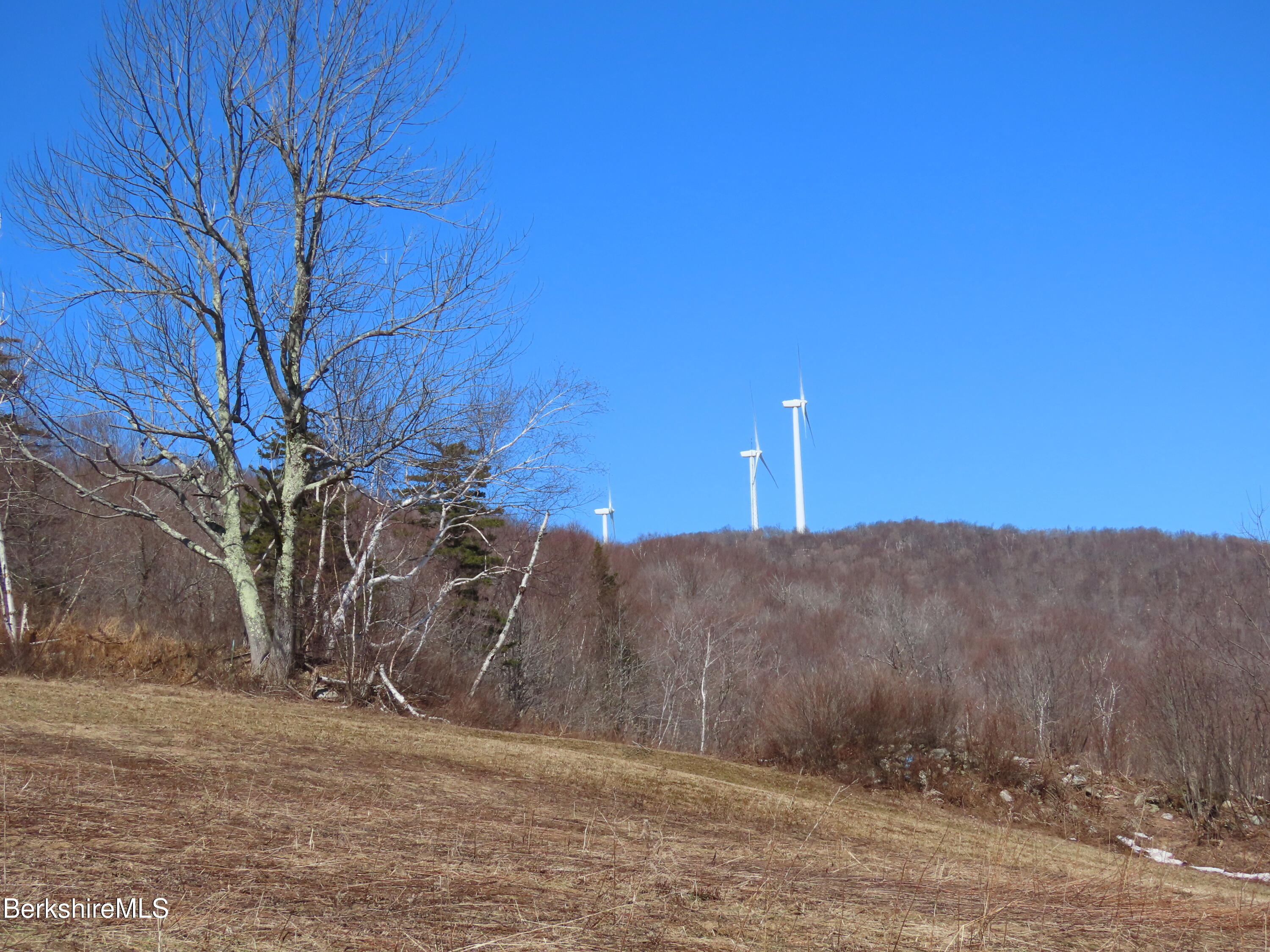 Moores Rd, Florida, Massachusetts image 9