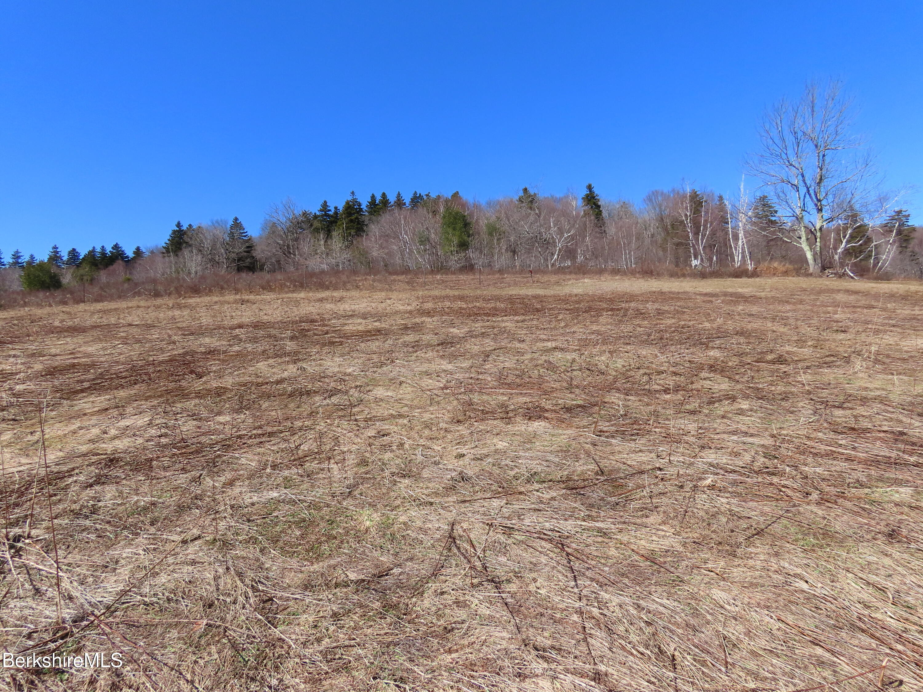 Moores Rd, Florida, Massachusetts image 11