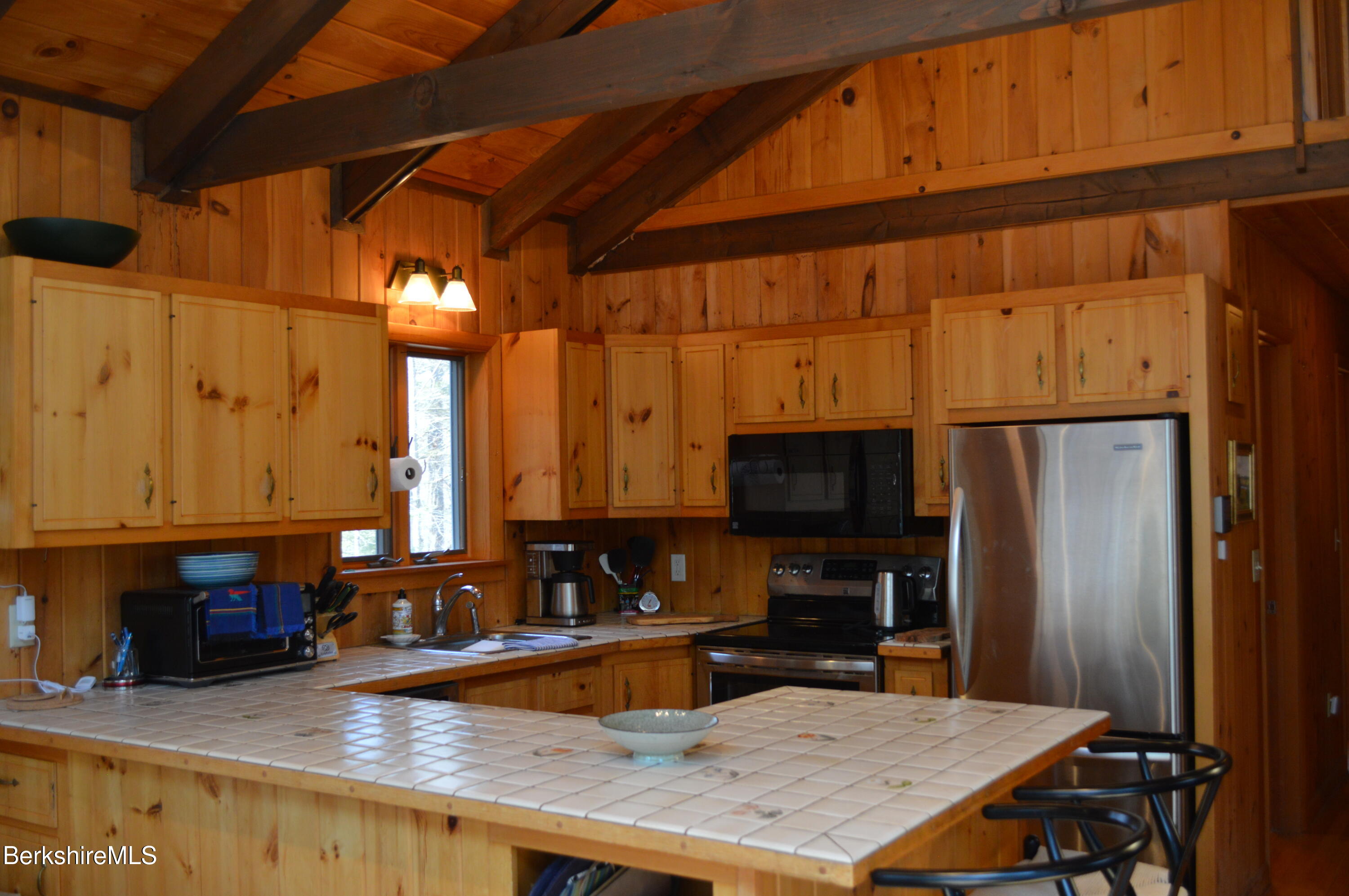 113 Iroquois Ave, Becket, Massachusetts image 11
