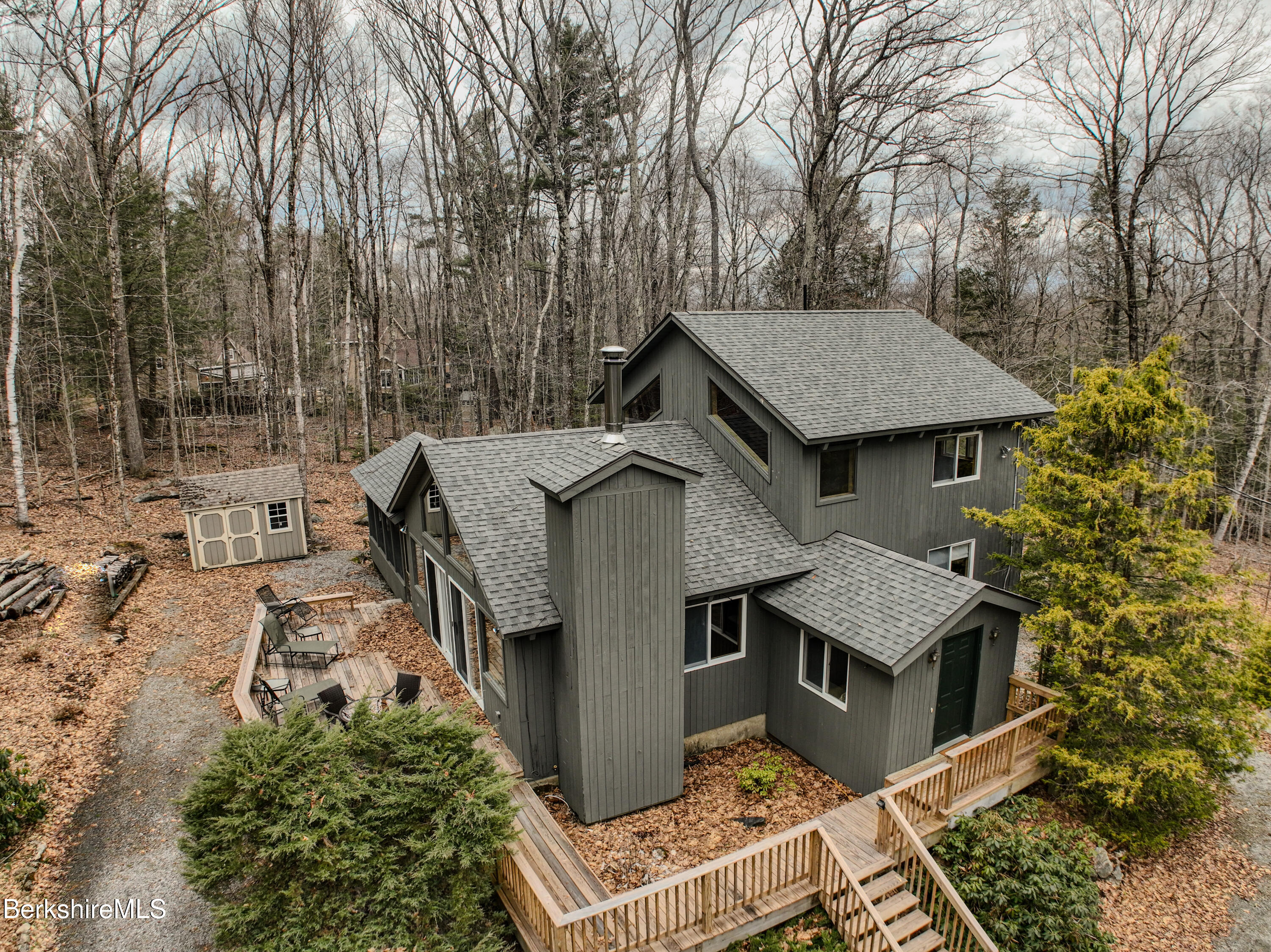 113 Iroquois Ave, Becket, Massachusetts image 7