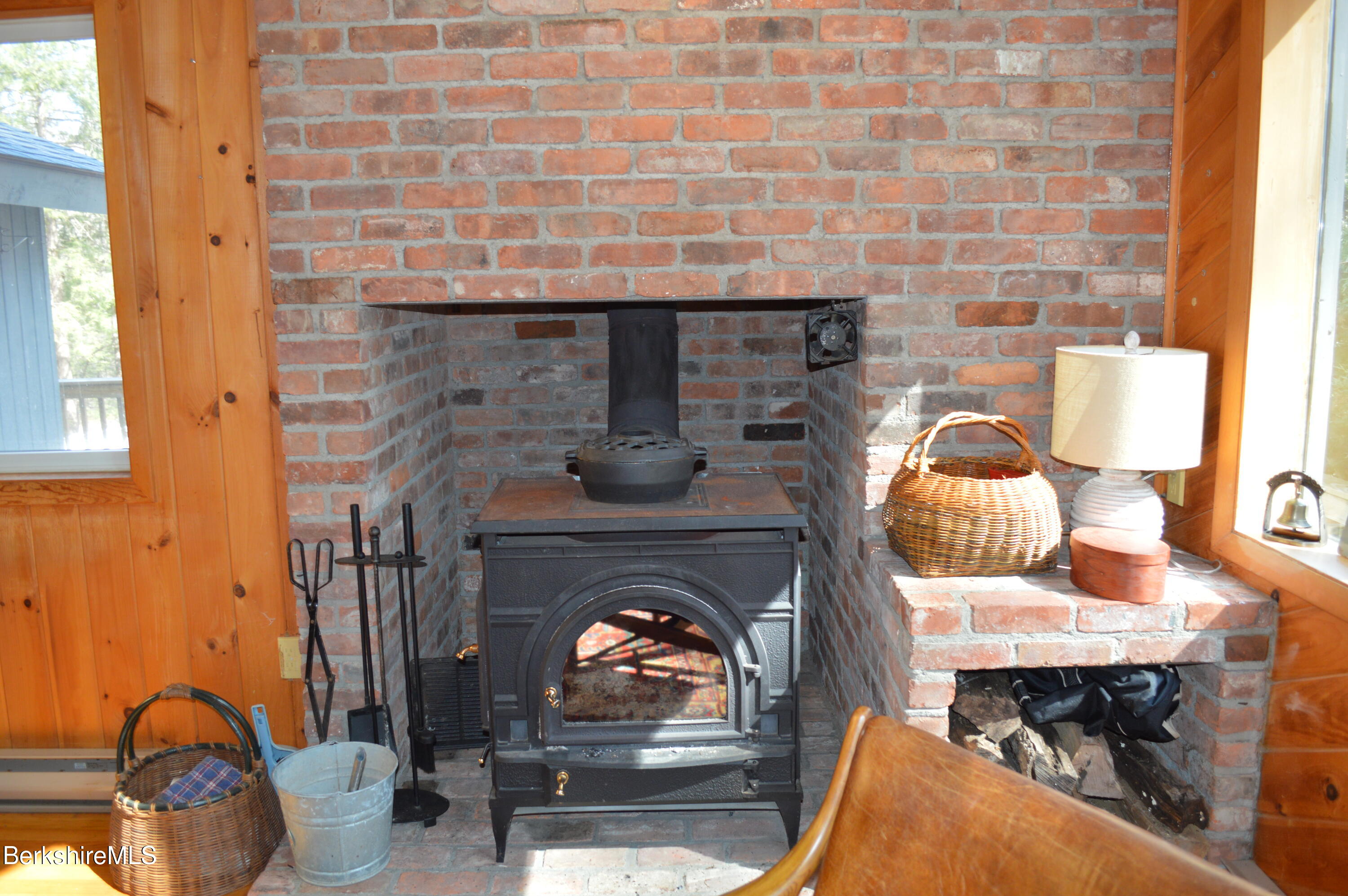 113 Iroquois Ave, Becket, Massachusetts image 14