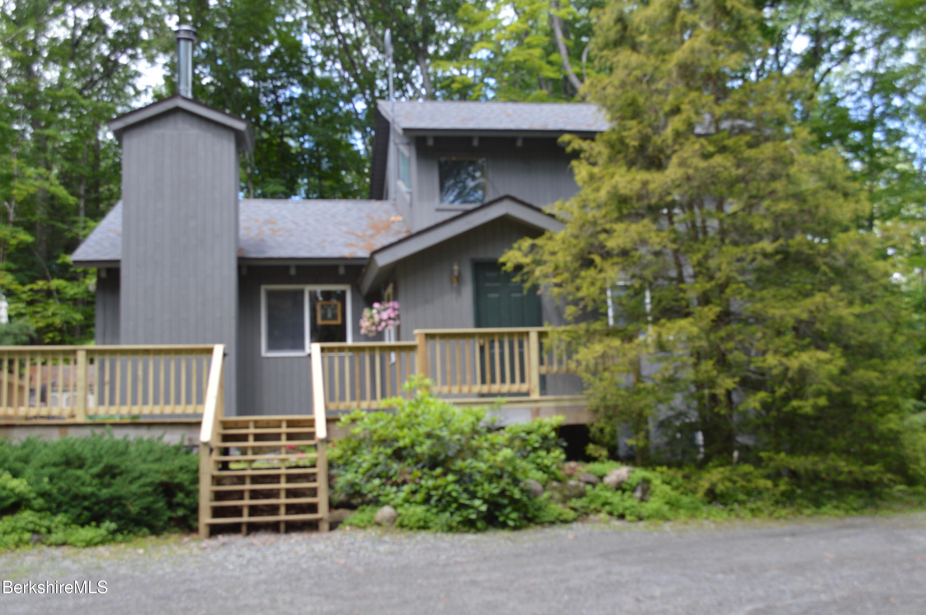 113 Iroquois Ave, Becket, Massachusetts image 29
