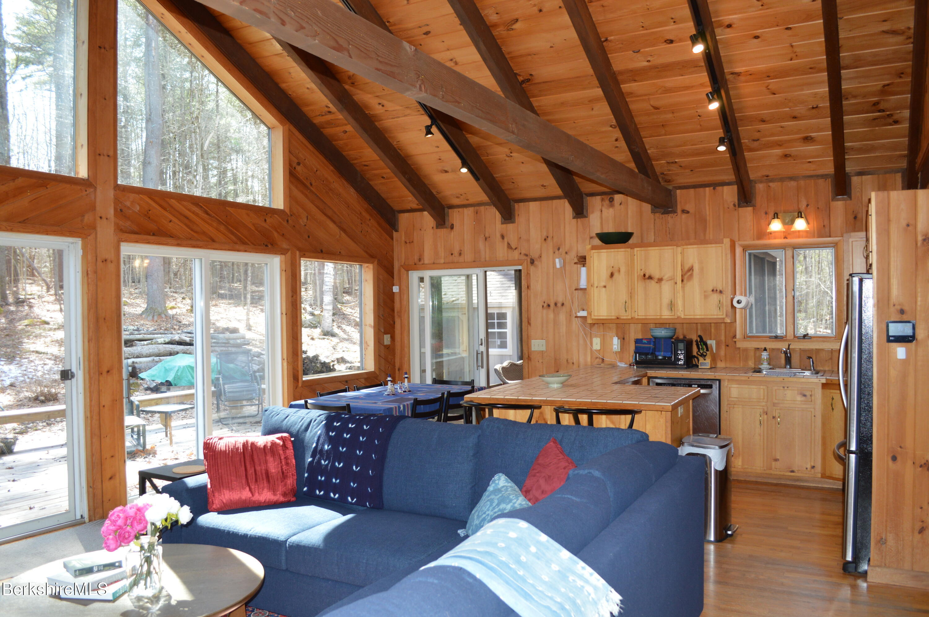 113 Iroquois Ave, Becket, Massachusetts image 12