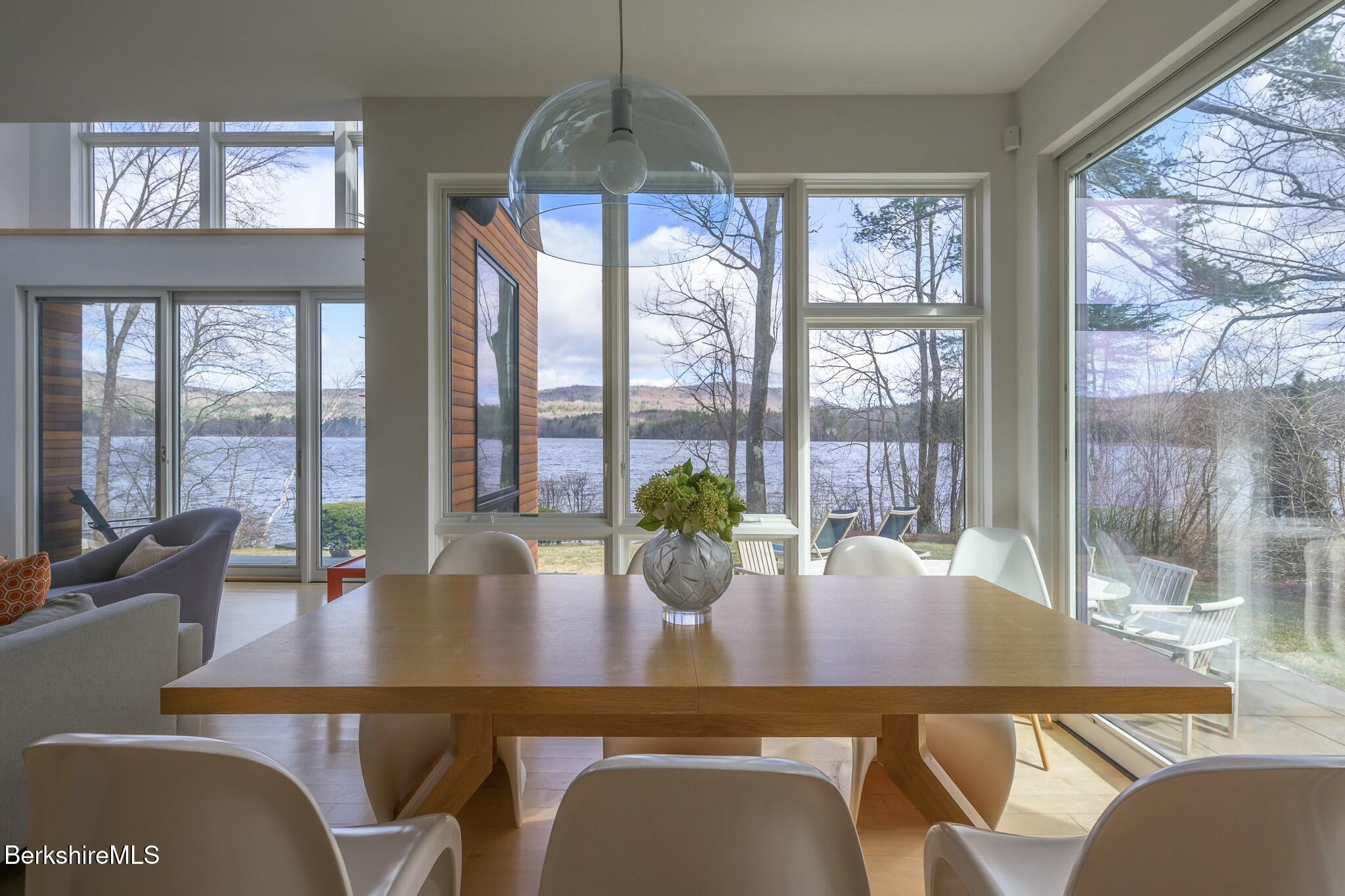 25 Mahkeenac Ter, Stockbridge, Massachusetts image 19