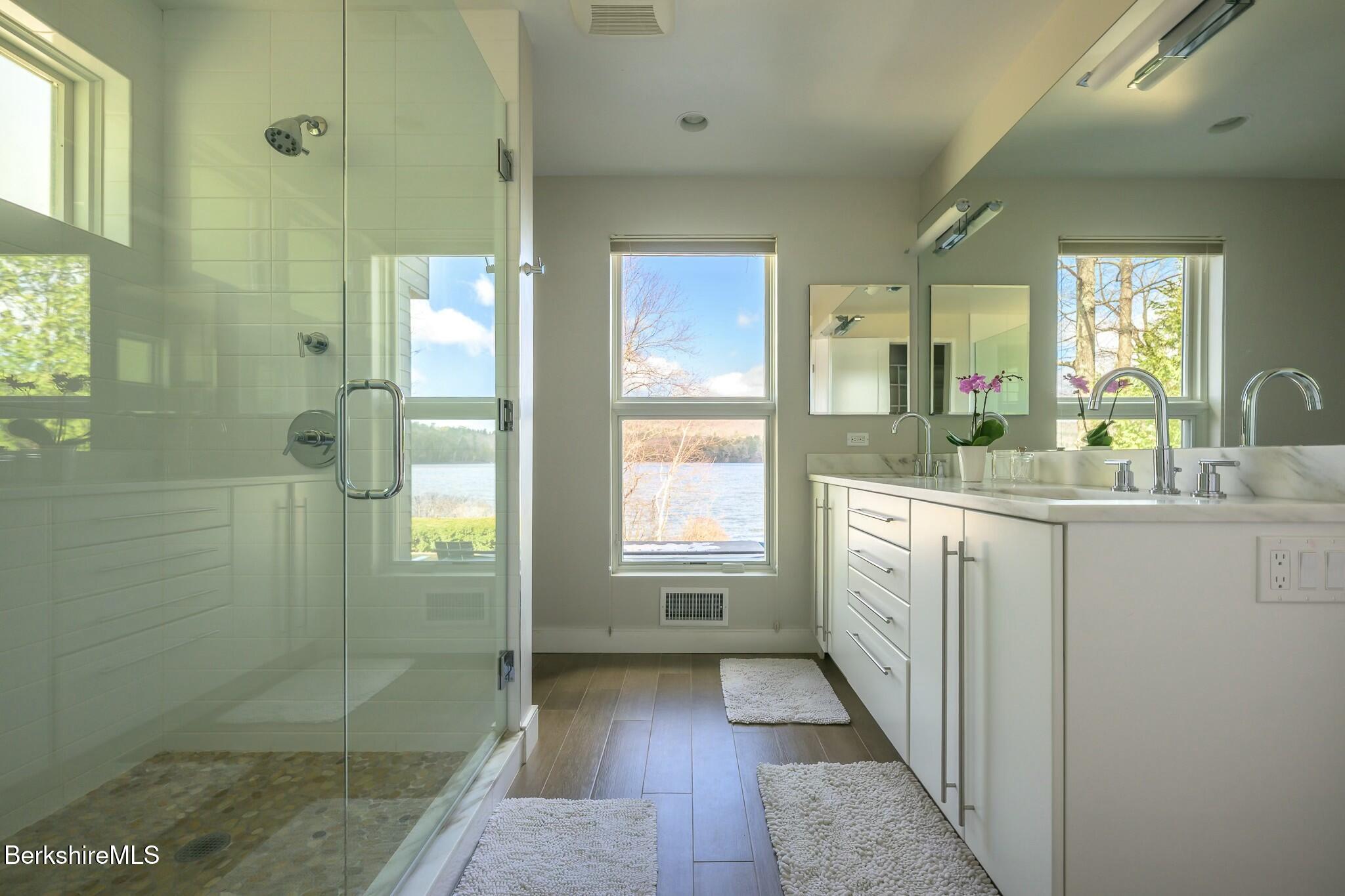 25 Mahkeenac Ter, Stockbridge, Massachusetts image 33
