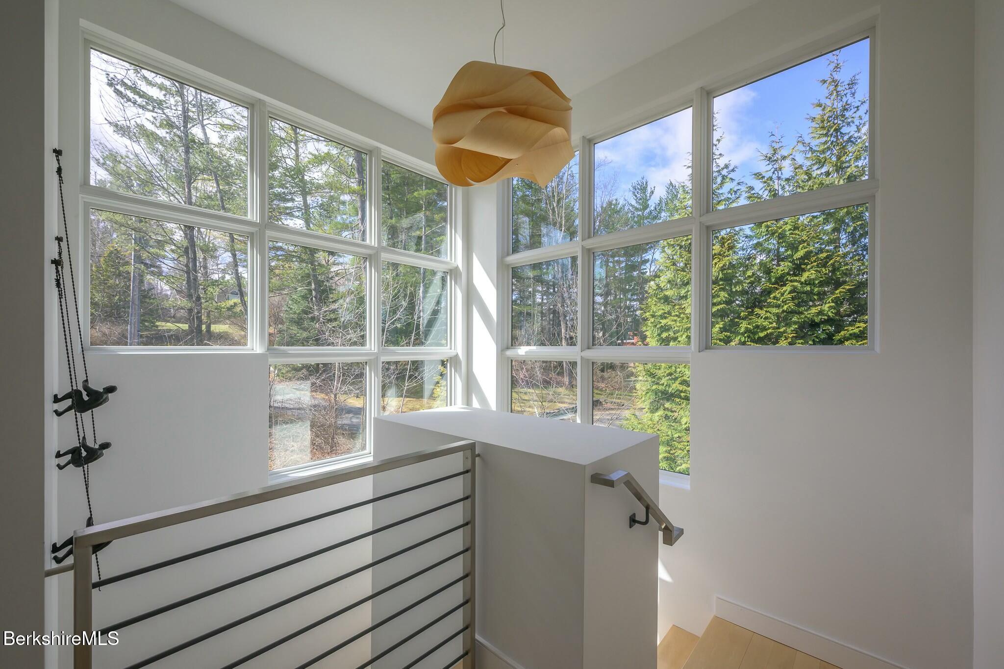 25 Mahkeenac Ter, Stockbridge, Massachusetts image 39