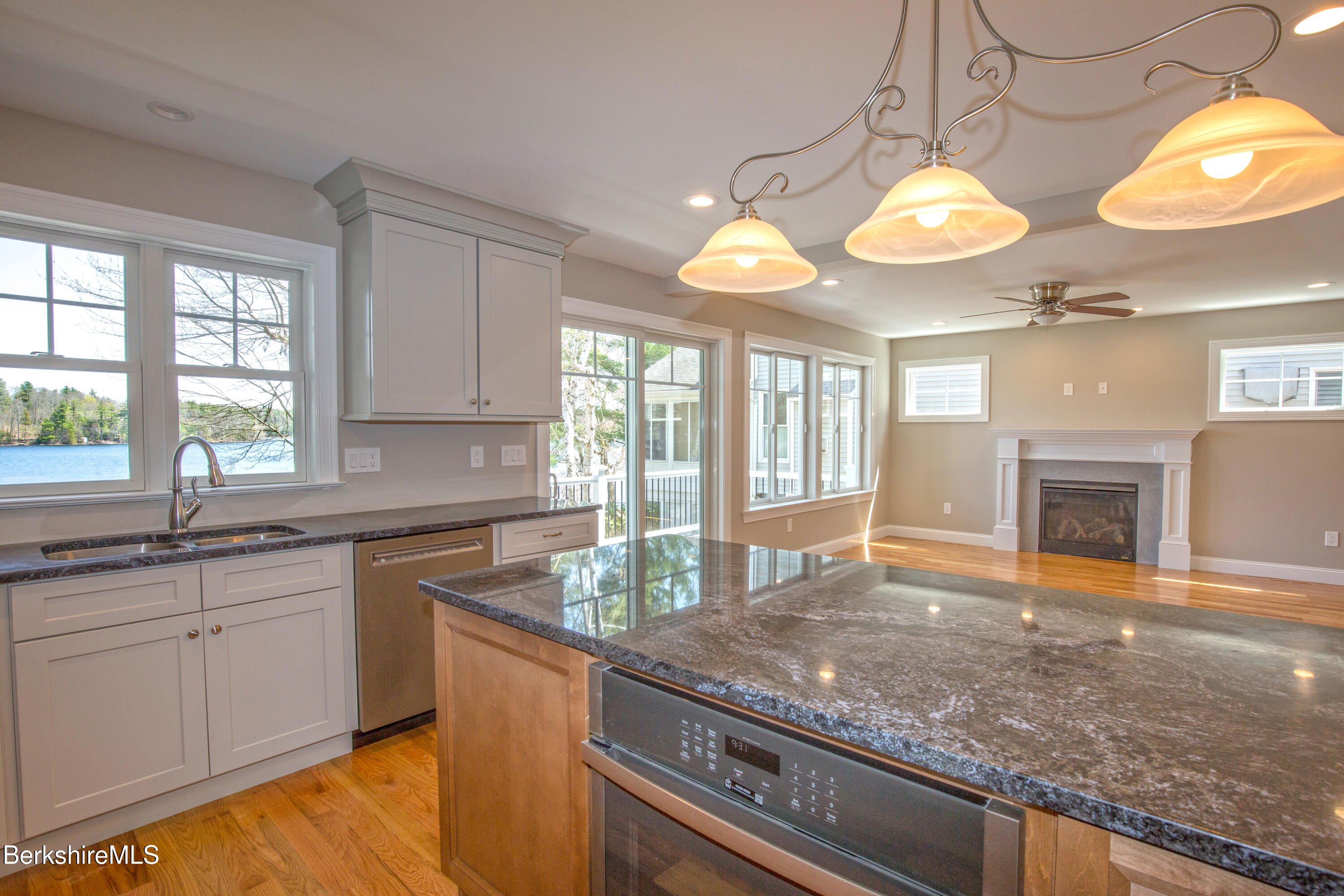 19 Pine Grove Ridge Ridge, Otis, Massachusetts image 16