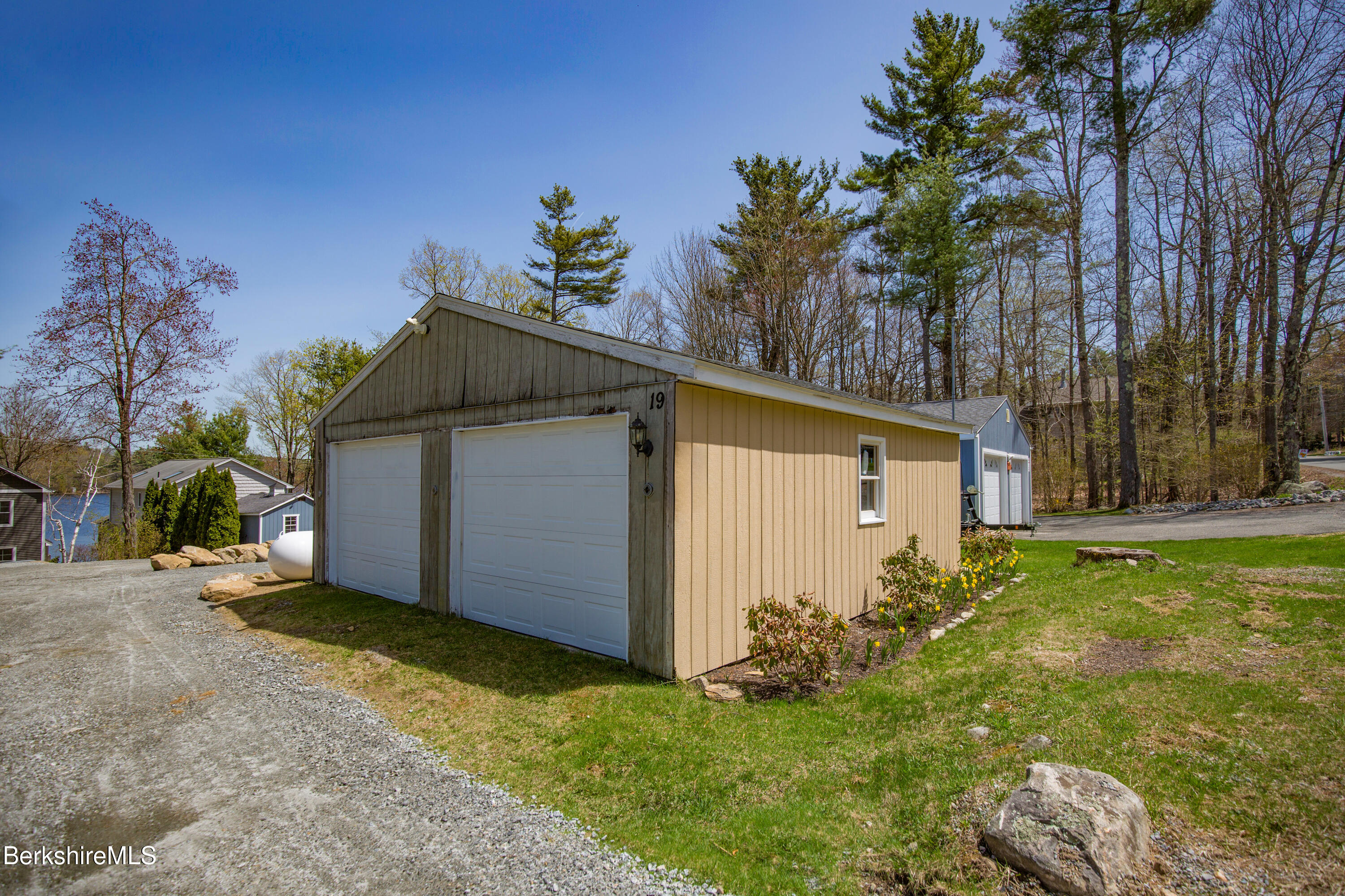 19 Pine Grove Ridge Ridge, Otis, Massachusetts image 41
