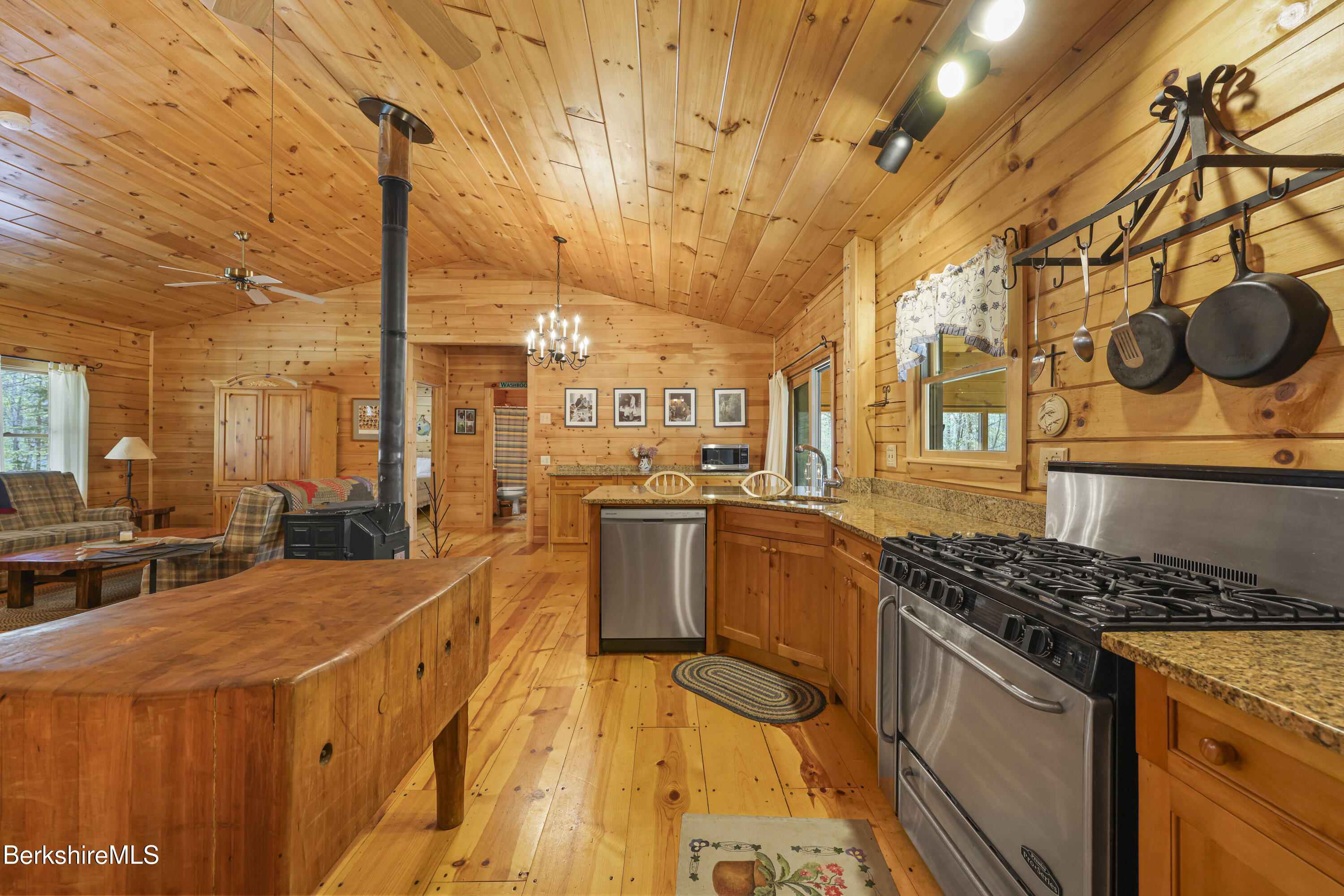 793 George Carter Rd, Becket, Massachusetts image 14