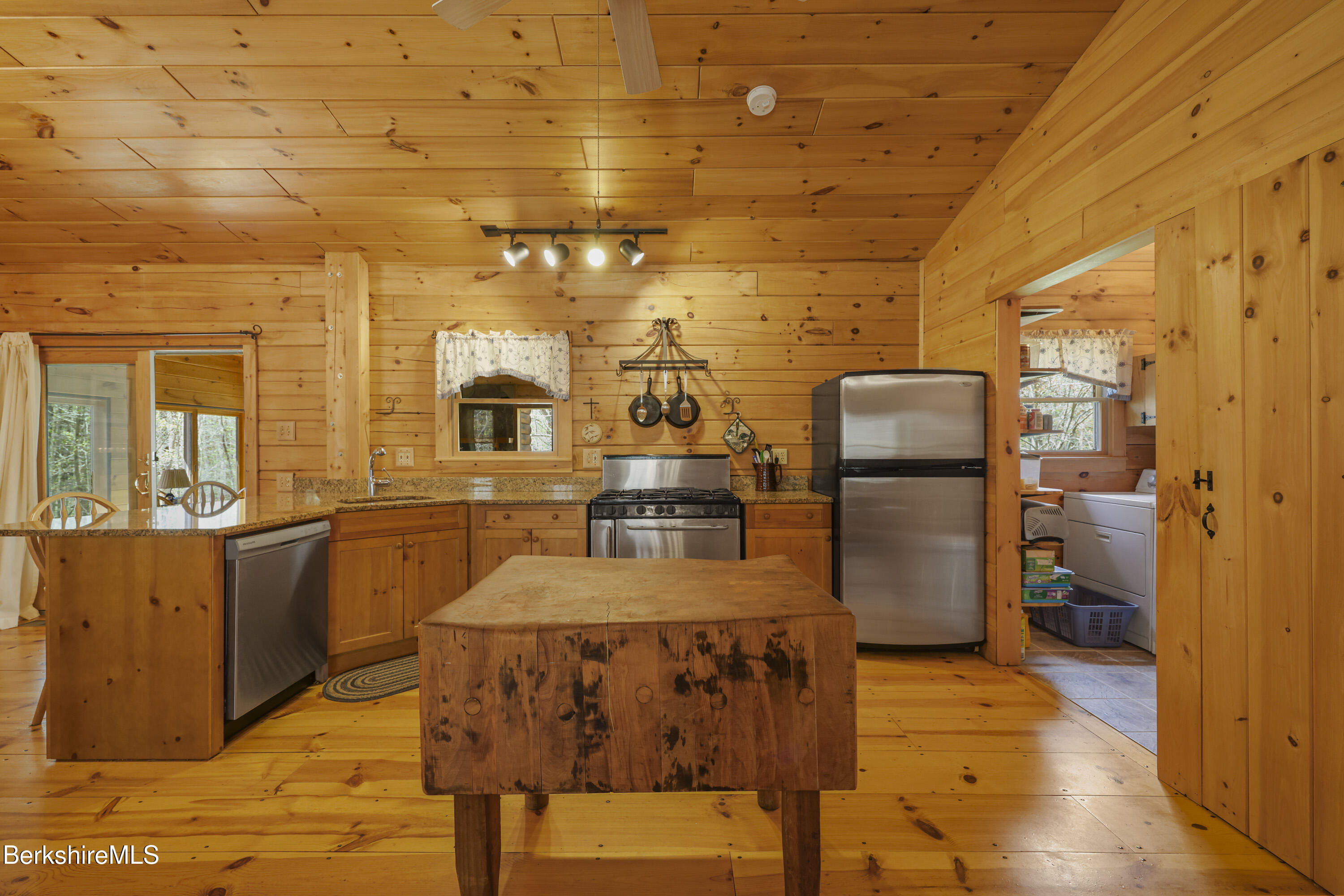 793 George Carter Rd, Becket, Massachusetts image 12