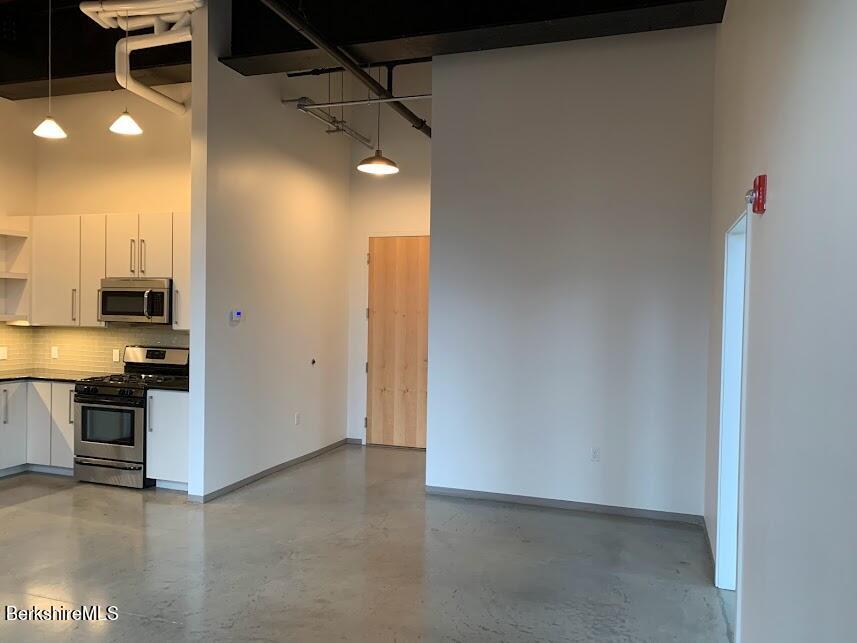 160 Water St #212, Williamstown, Massachusetts image 6