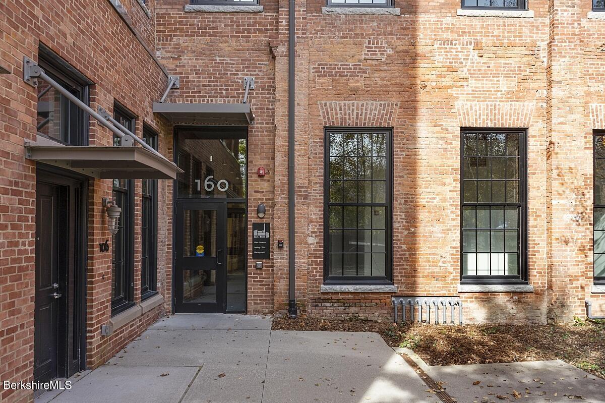160 Water St #212, Williamstown, Massachusetts image 25