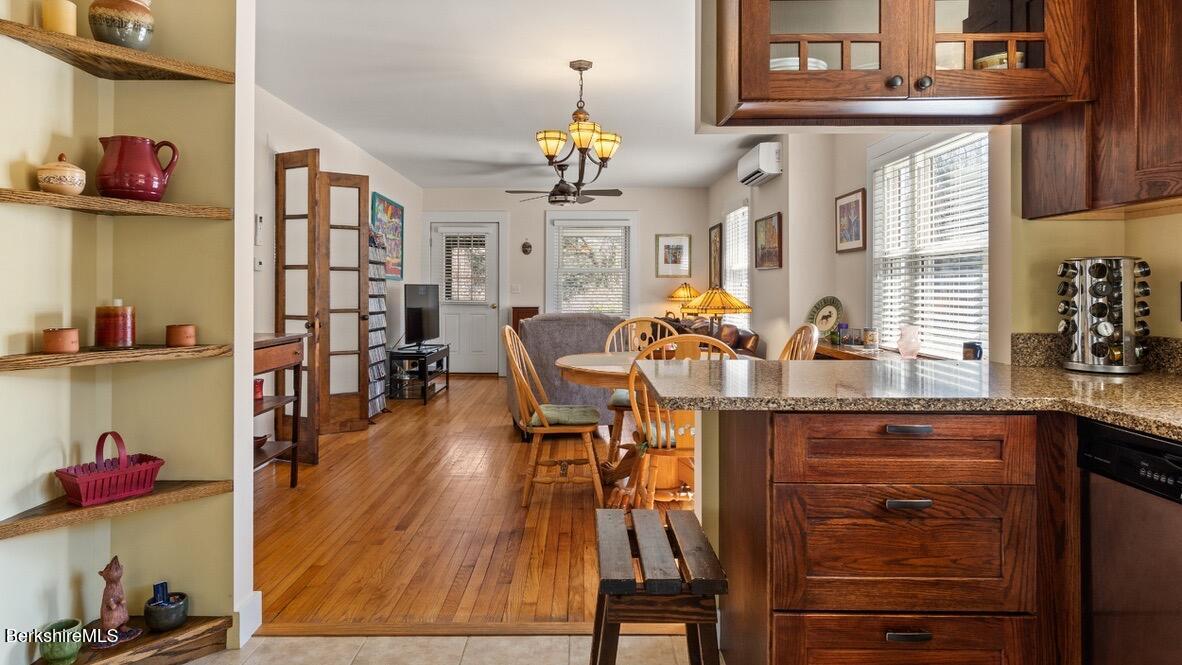 14 Laurel St, Great Barrington, Massachusetts image 7