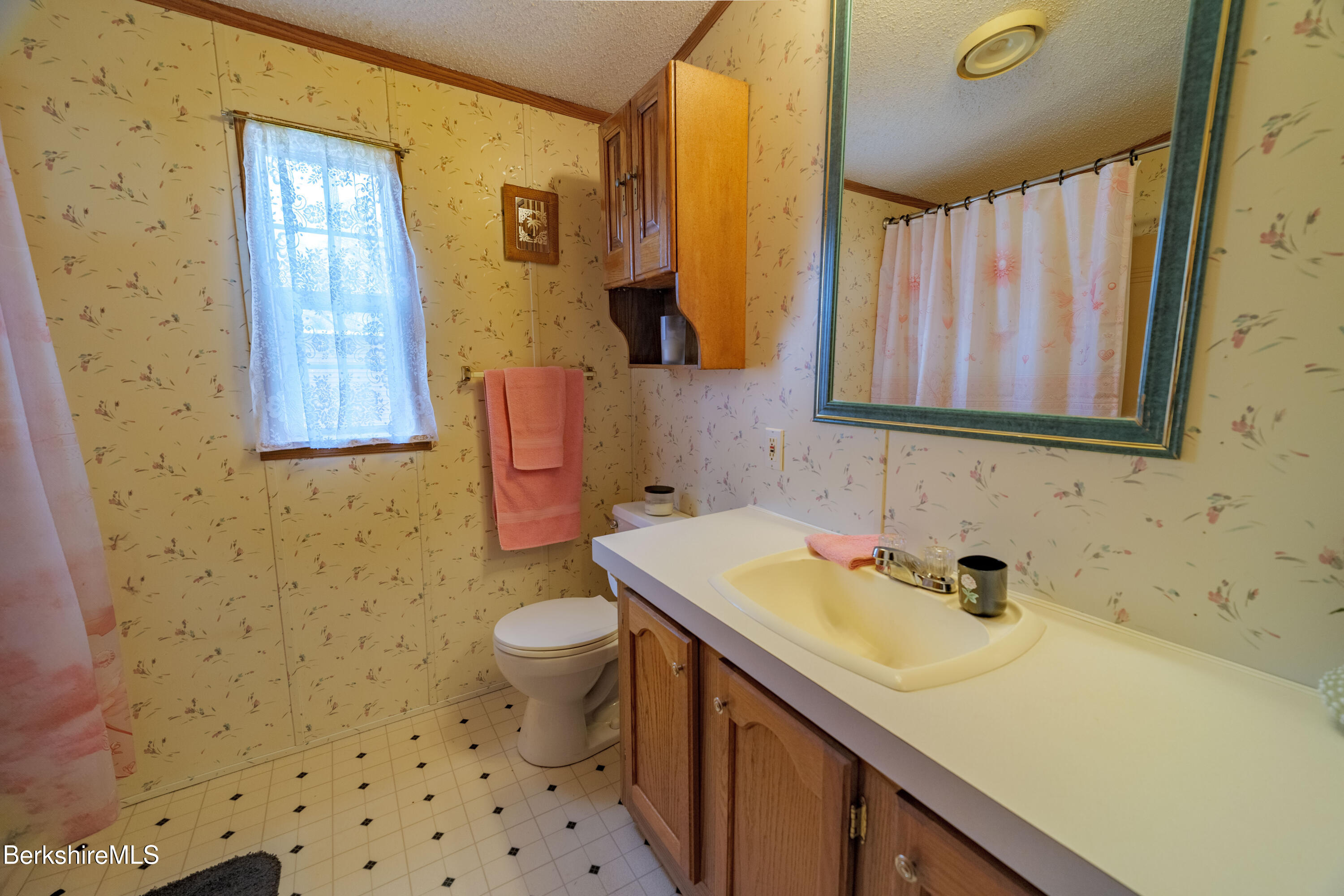 10 3rd Ave, Cheshire, Massachusetts image 10