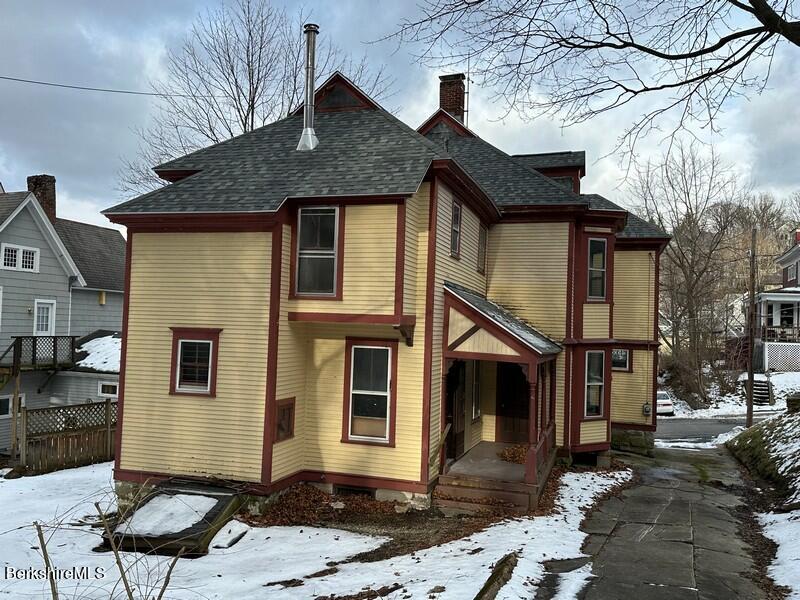 80 Elmwood Ave, North Adams, Massachusetts image 46