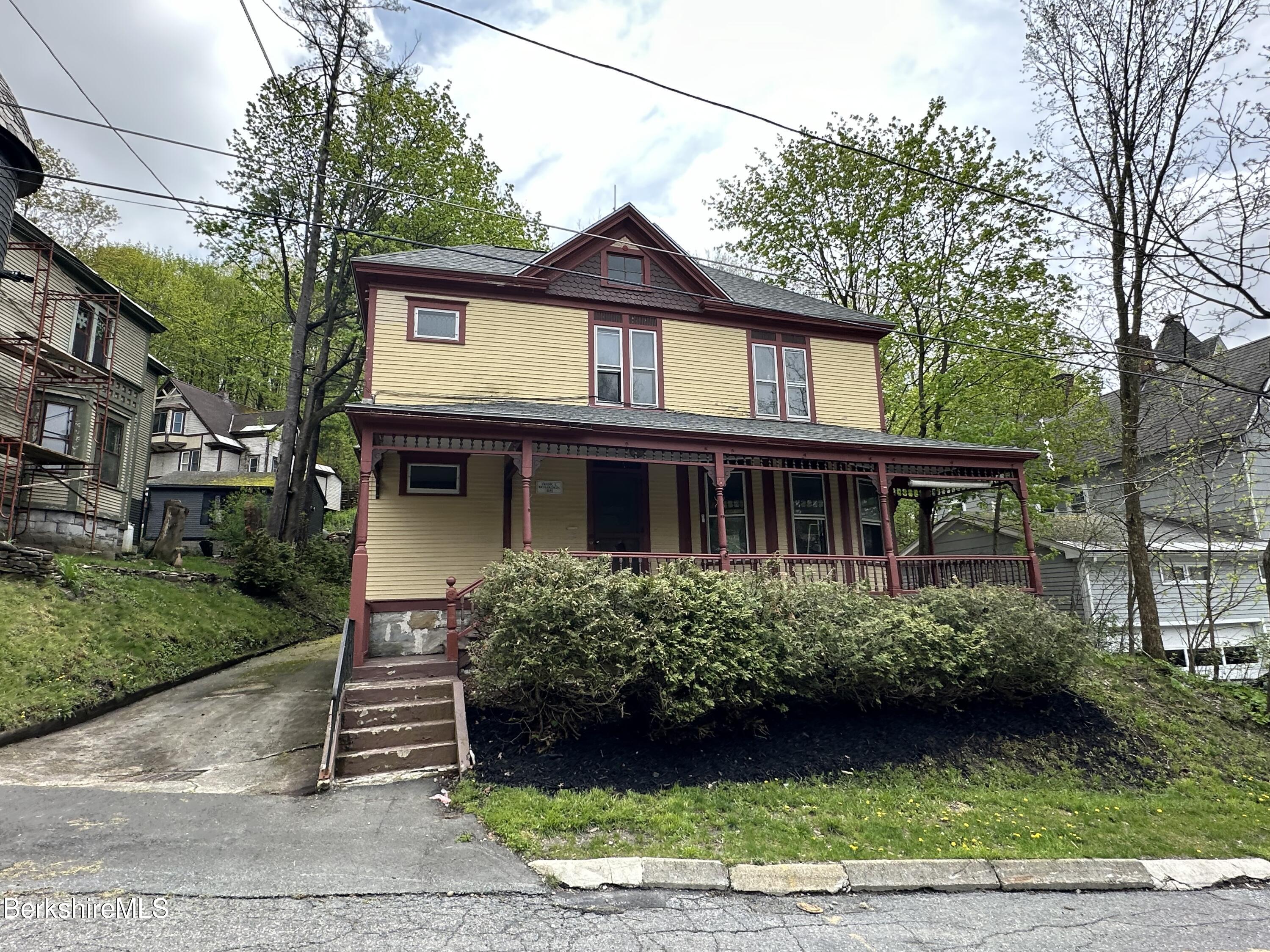 80 Elmwood Ave, North Adams, Massachusetts image 35