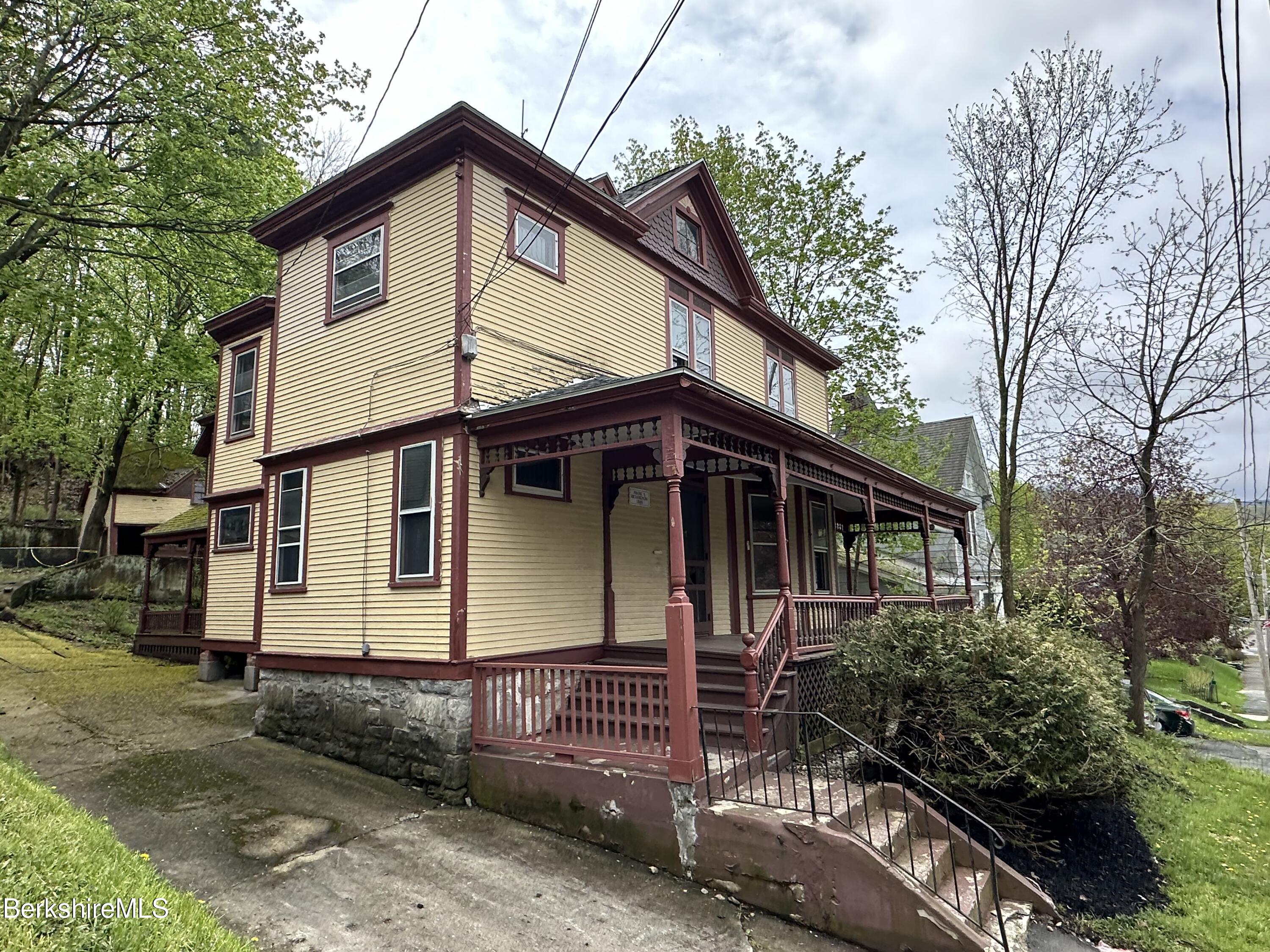 80 Elmwood Ave, North Adams, Massachusetts image 37