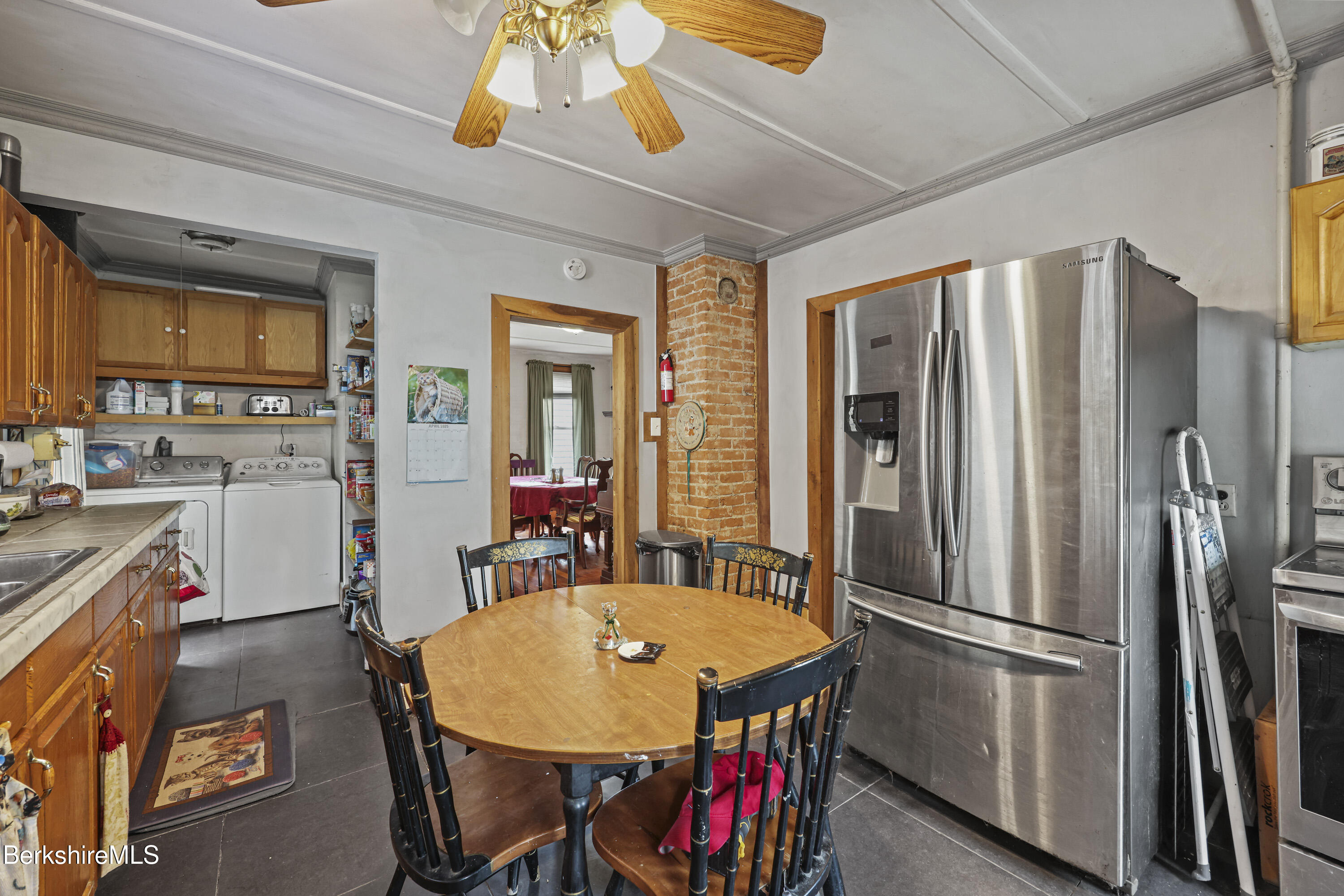 209 North St, North Adams, Massachusetts image 19