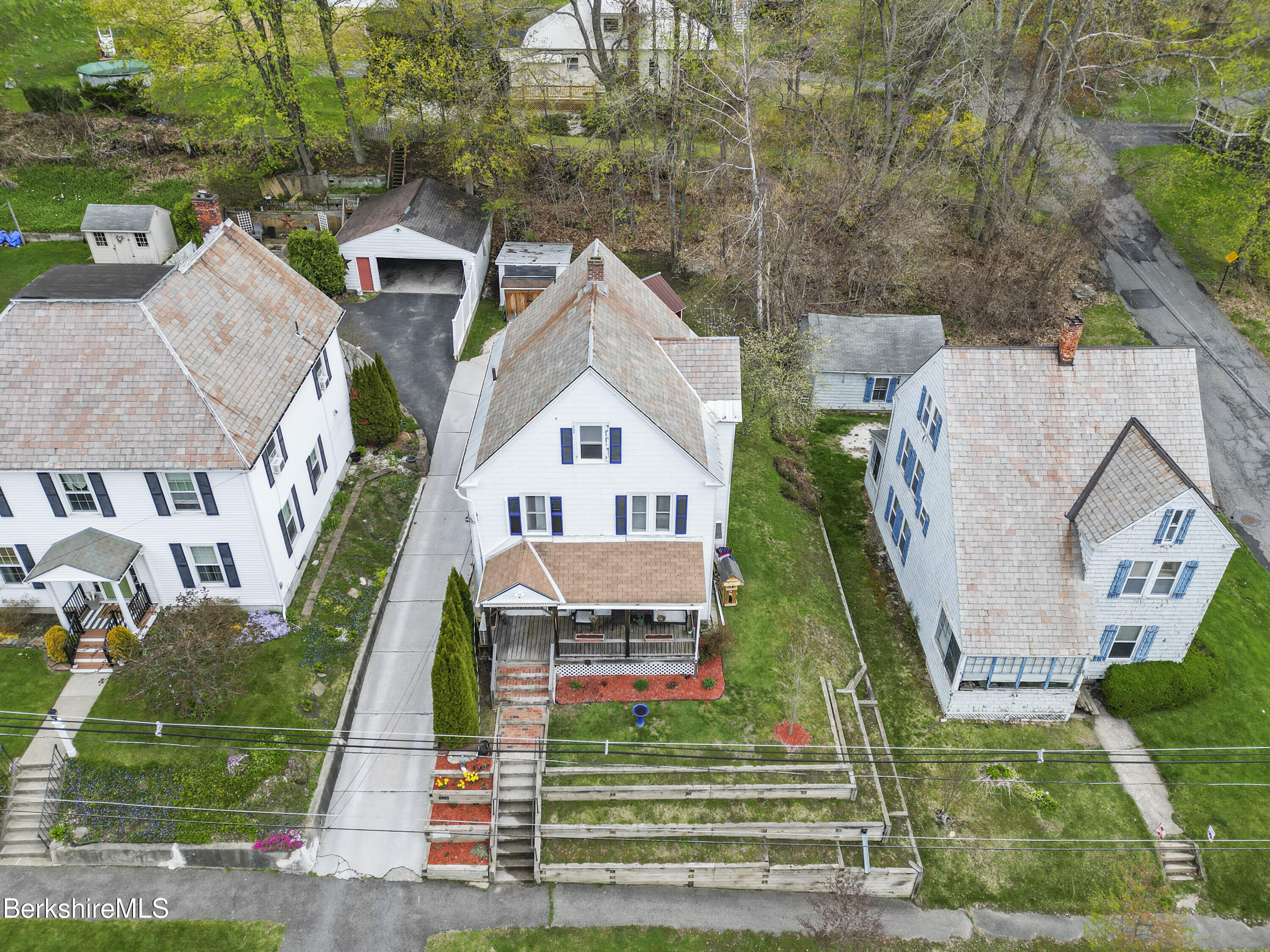 209 North St, North Adams, Massachusetts image 7