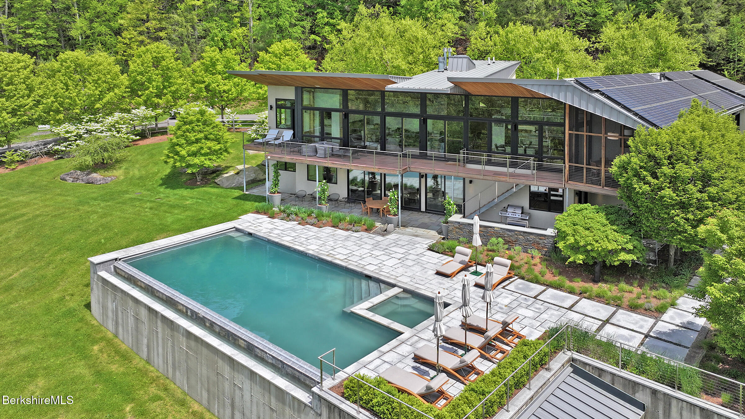 113 Brush Hill Rd, Great Barrington, Massachusetts image 9
