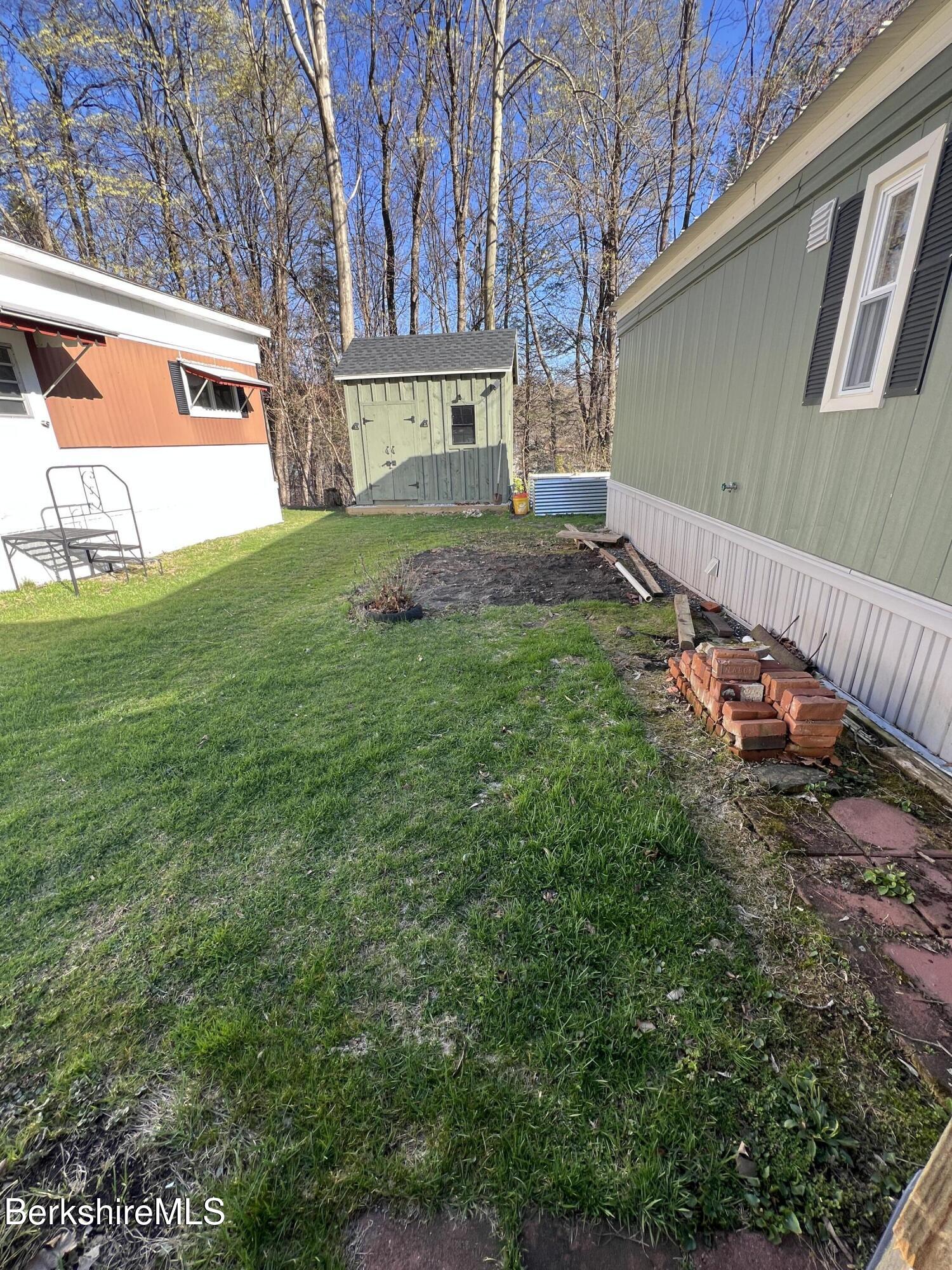 11 Pinnacle Dr, Adams, Massachusetts image 3