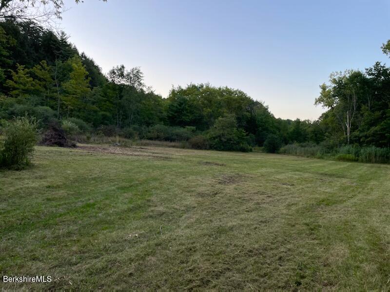 122-7 Cheshire (route 8) Rd, Lanesborough, Massachusetts image 14