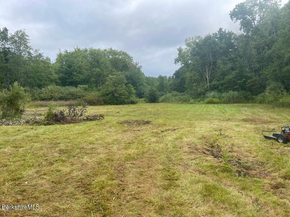 122-7 Cheshire (route 8) Rd, Lanesborough, Massachusetts image 1
